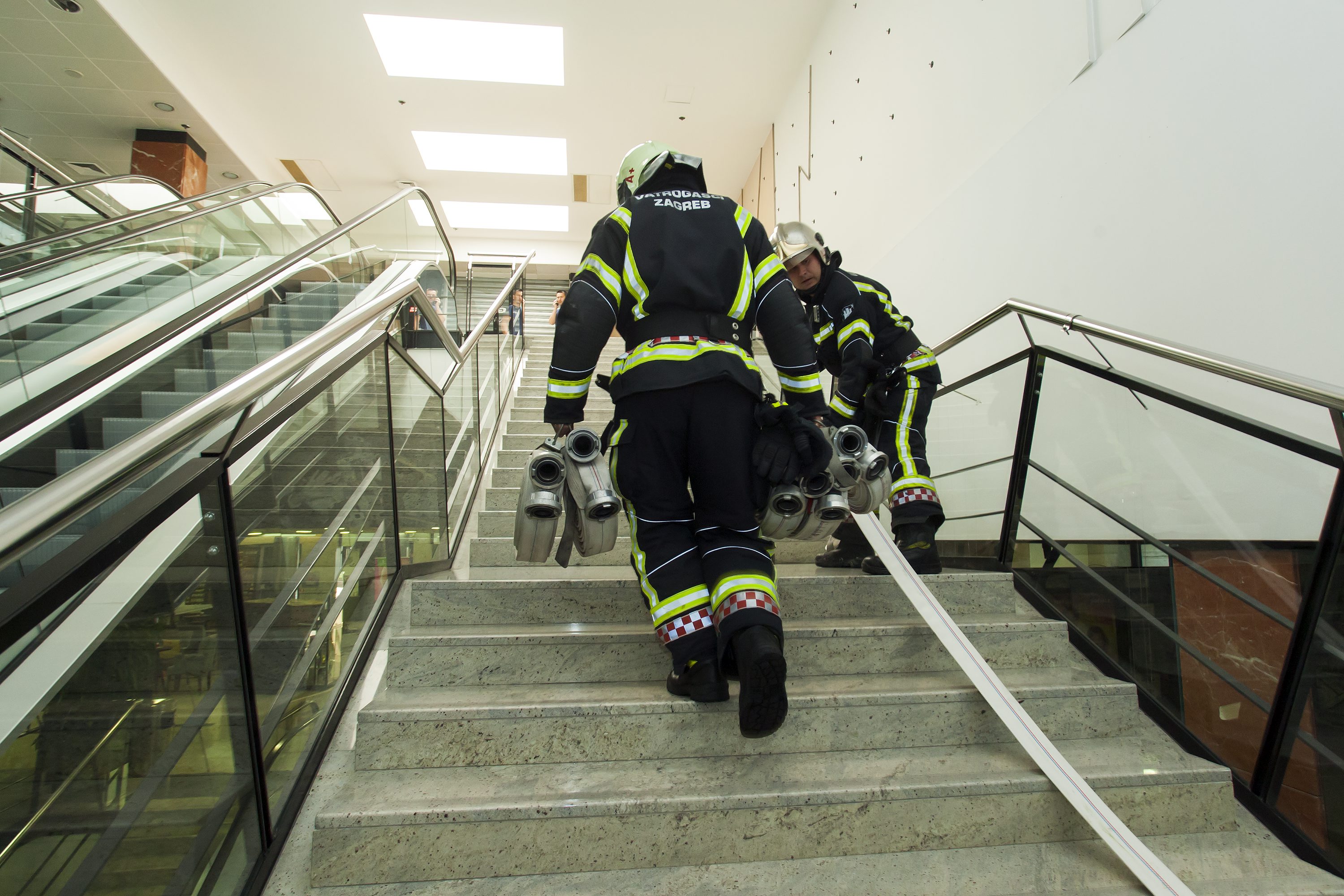 kcentar_pozar-160717