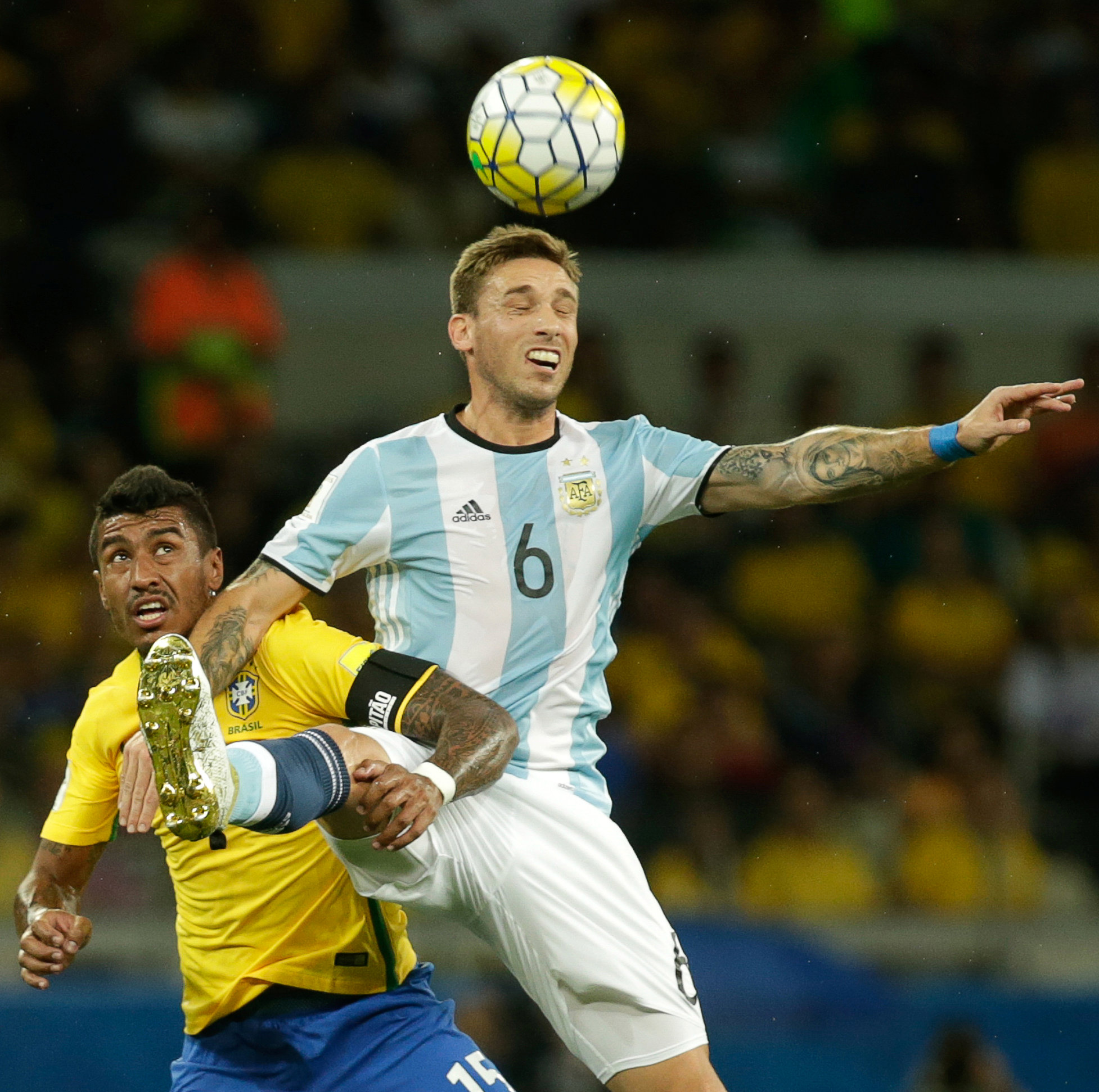 2016-11-11T010352Z_1697563879_S1AEUMCYUAAB_RTRMADP_3_SOCCER-WORLDCUP-BRA-ARG