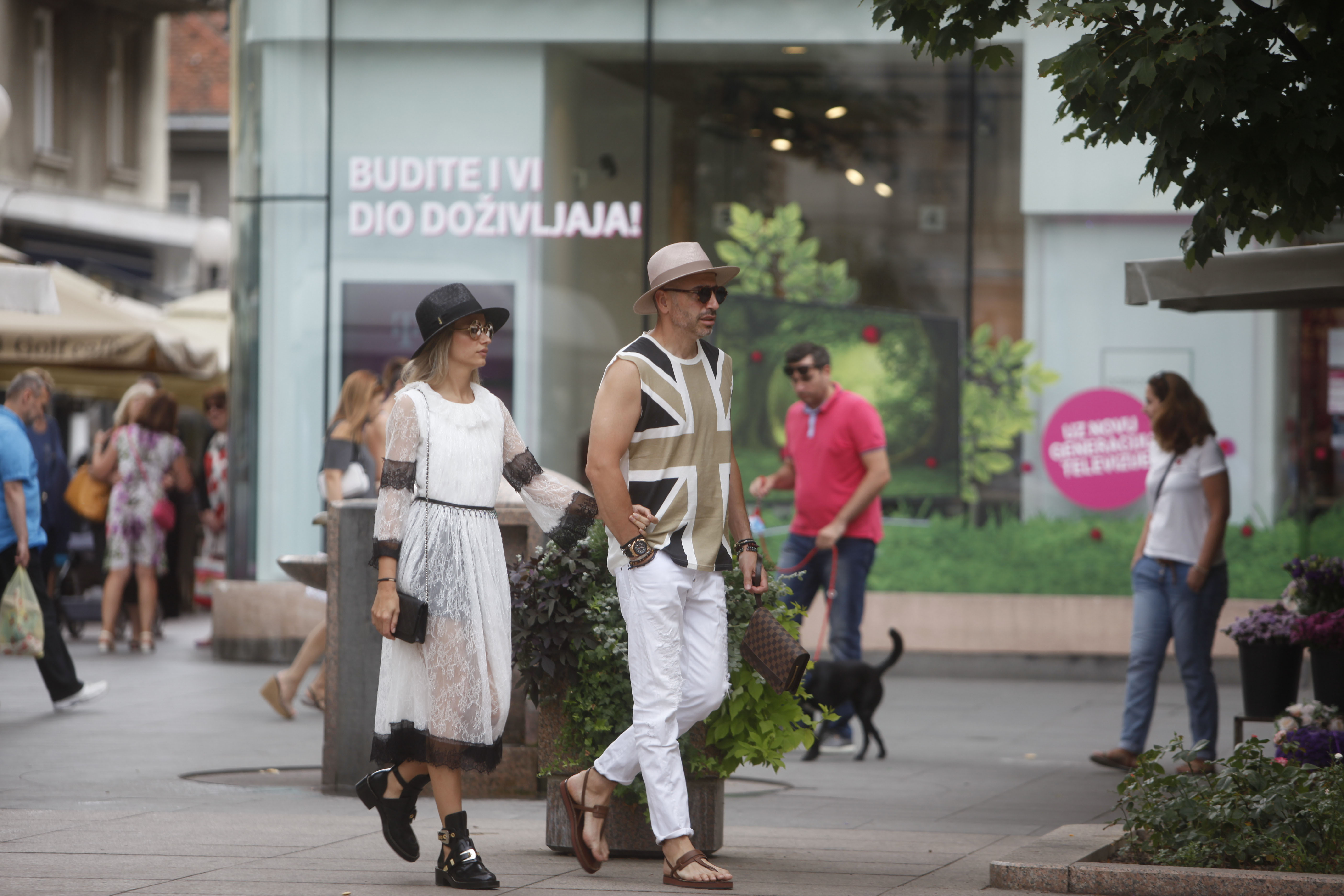 Dizajnerica u šetnji sa suprugom Krešimirom Matićem