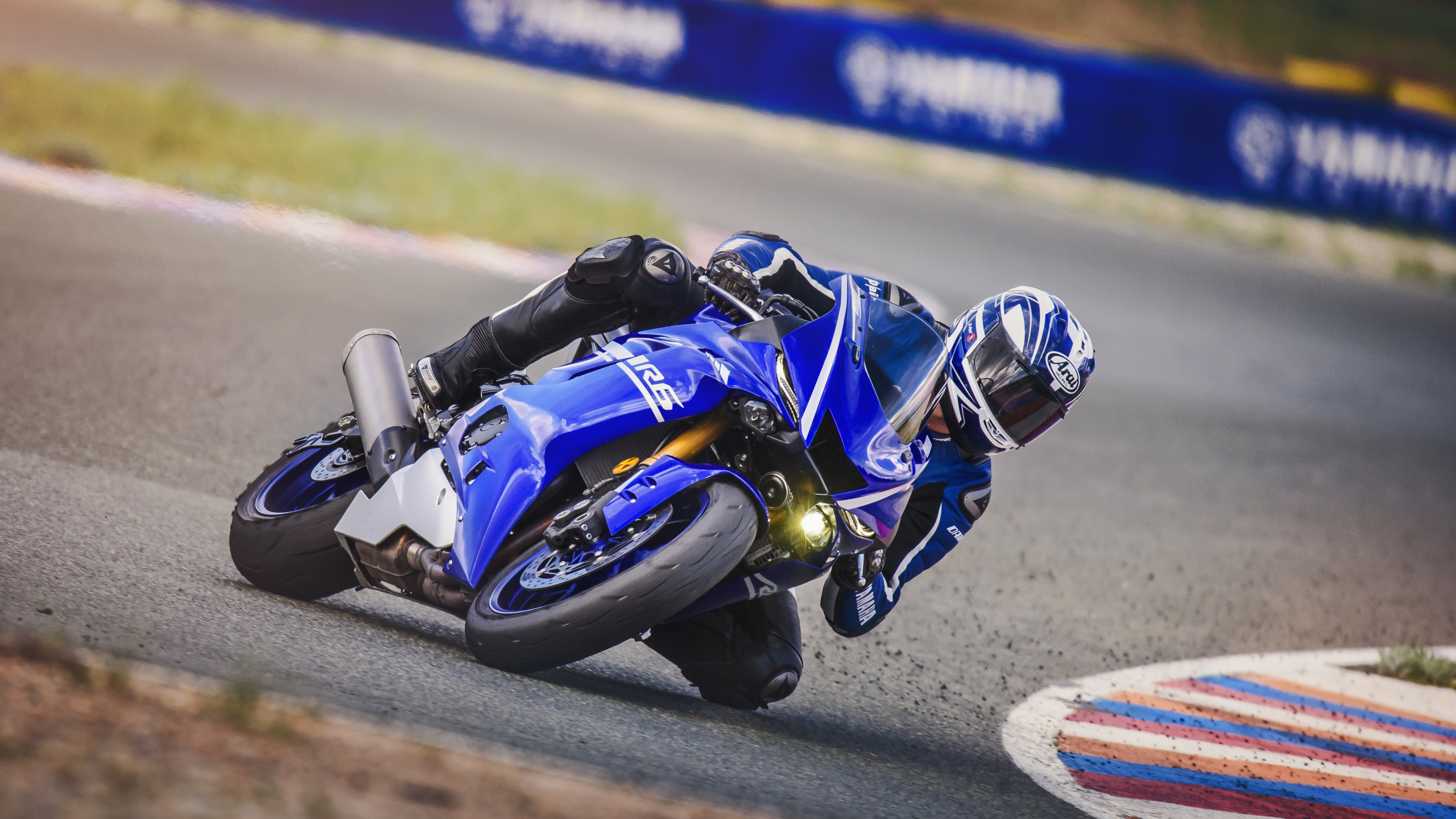 2017_YAM_YZF600R6_EU_PRESSTEST_PBMCRB_ACT_010