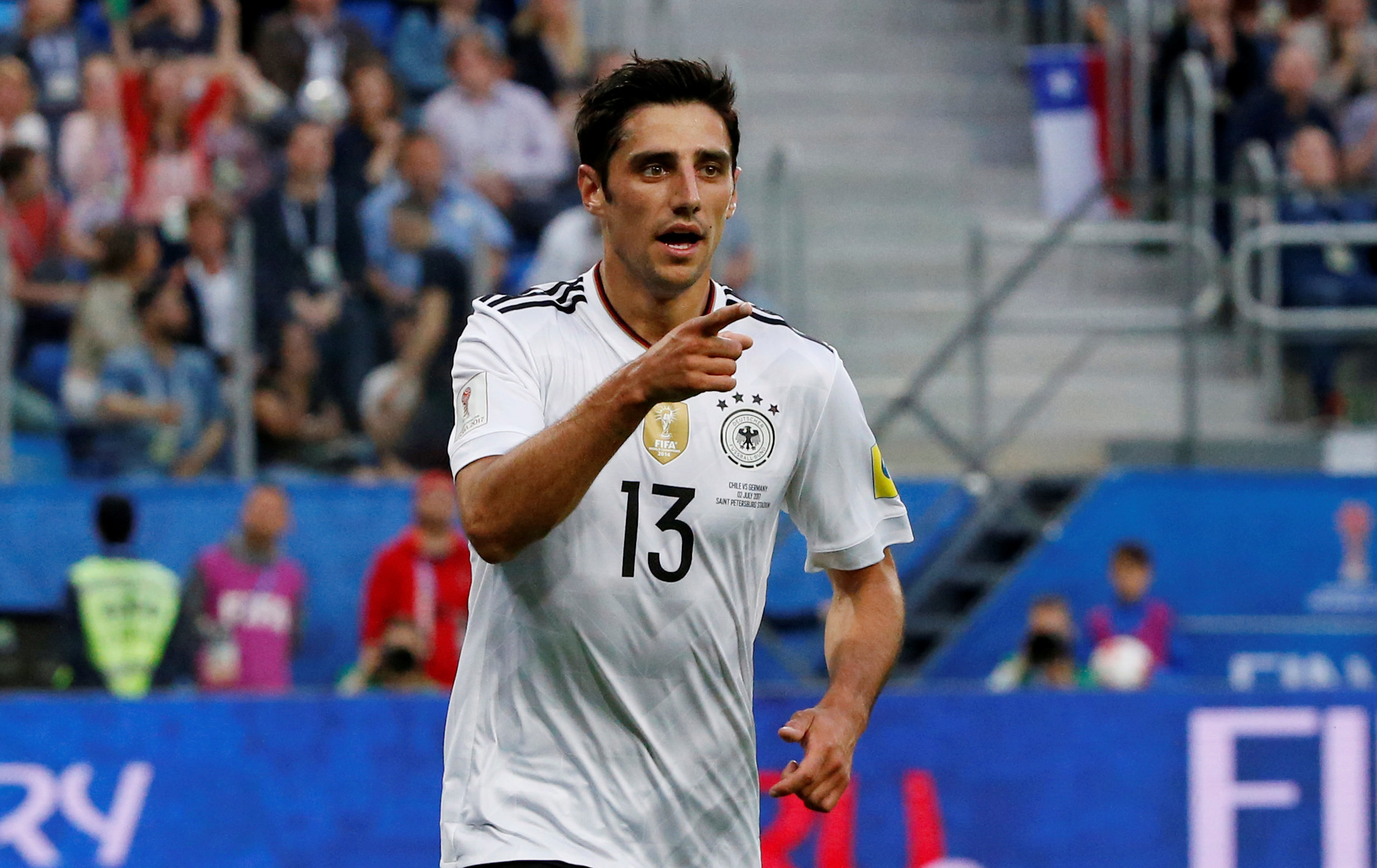 2017-07-02T182712Z_406315008_RC1F6918B3B0_RTRMADP_3_SOCCER-CONFEDERATIONS-CHL-GER