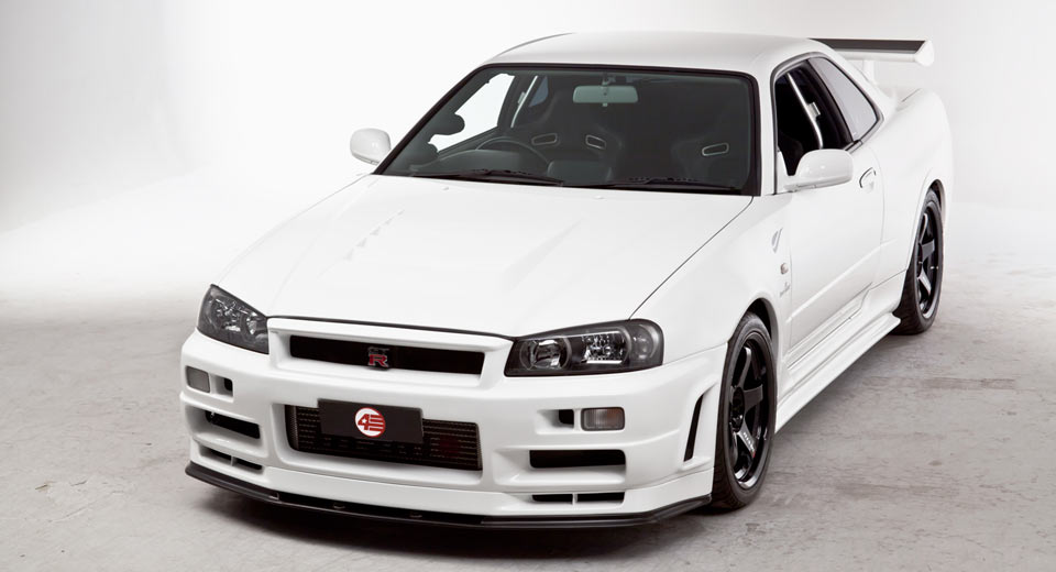 Nissan-Skyline-R34-GTR-V-Spec-Nur-R-Spec-10
