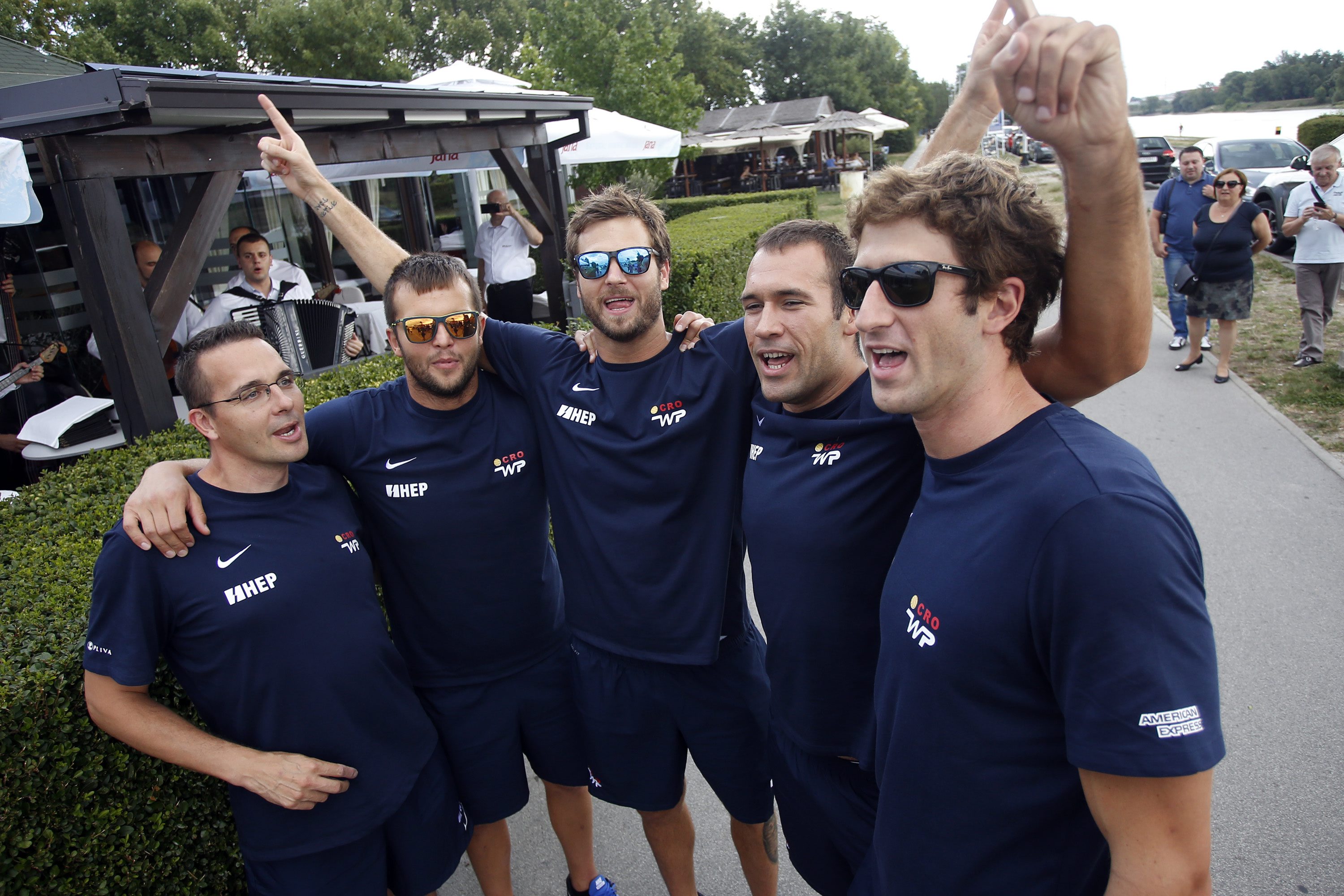 vaterepolisti_rucak19-300717