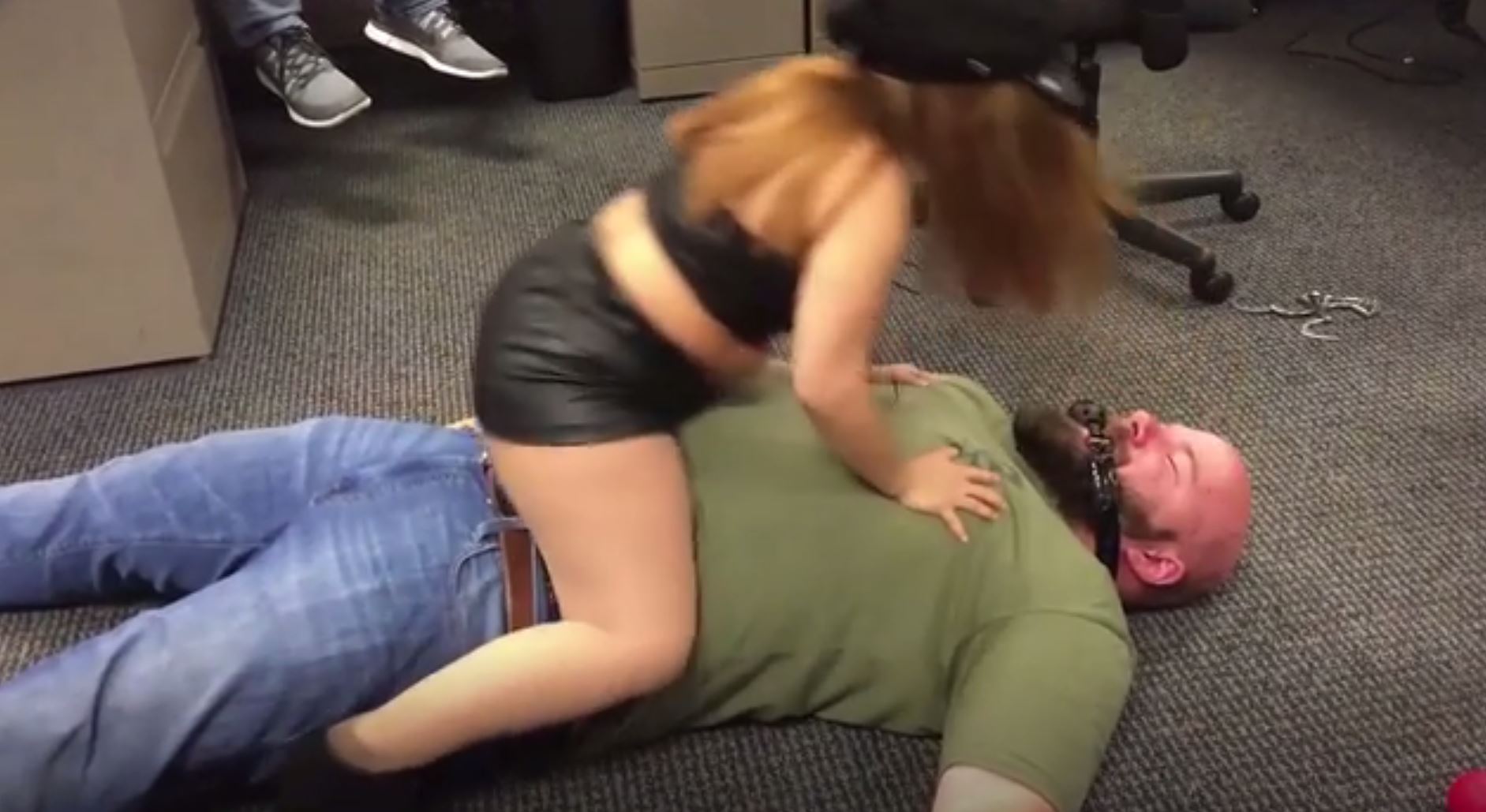 ured seksualna zabava