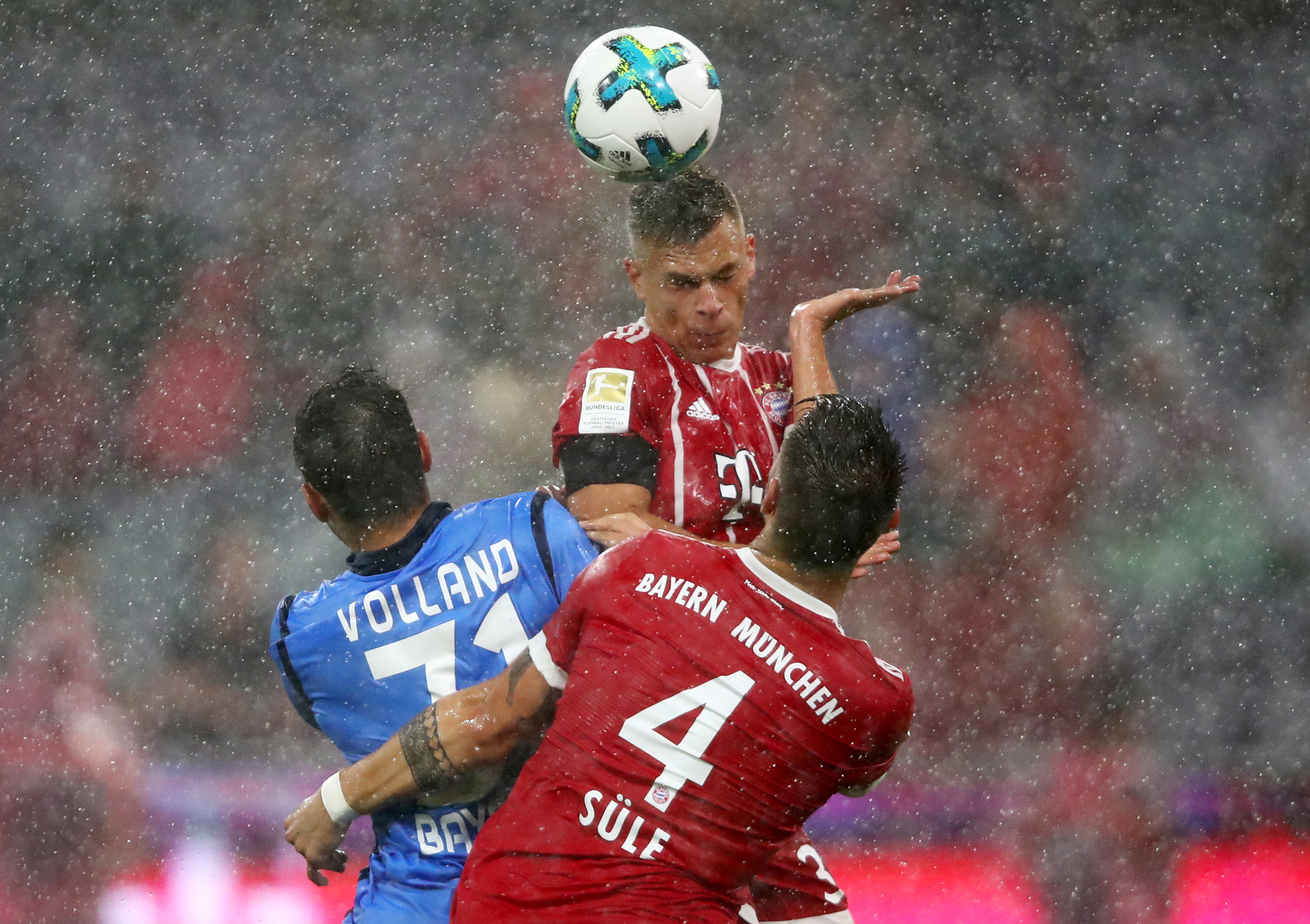 2017-08-18T192842Z_1444332560_RC123B997400_RTRMADP_3_SOCCER-GERMANY-BAY-B04