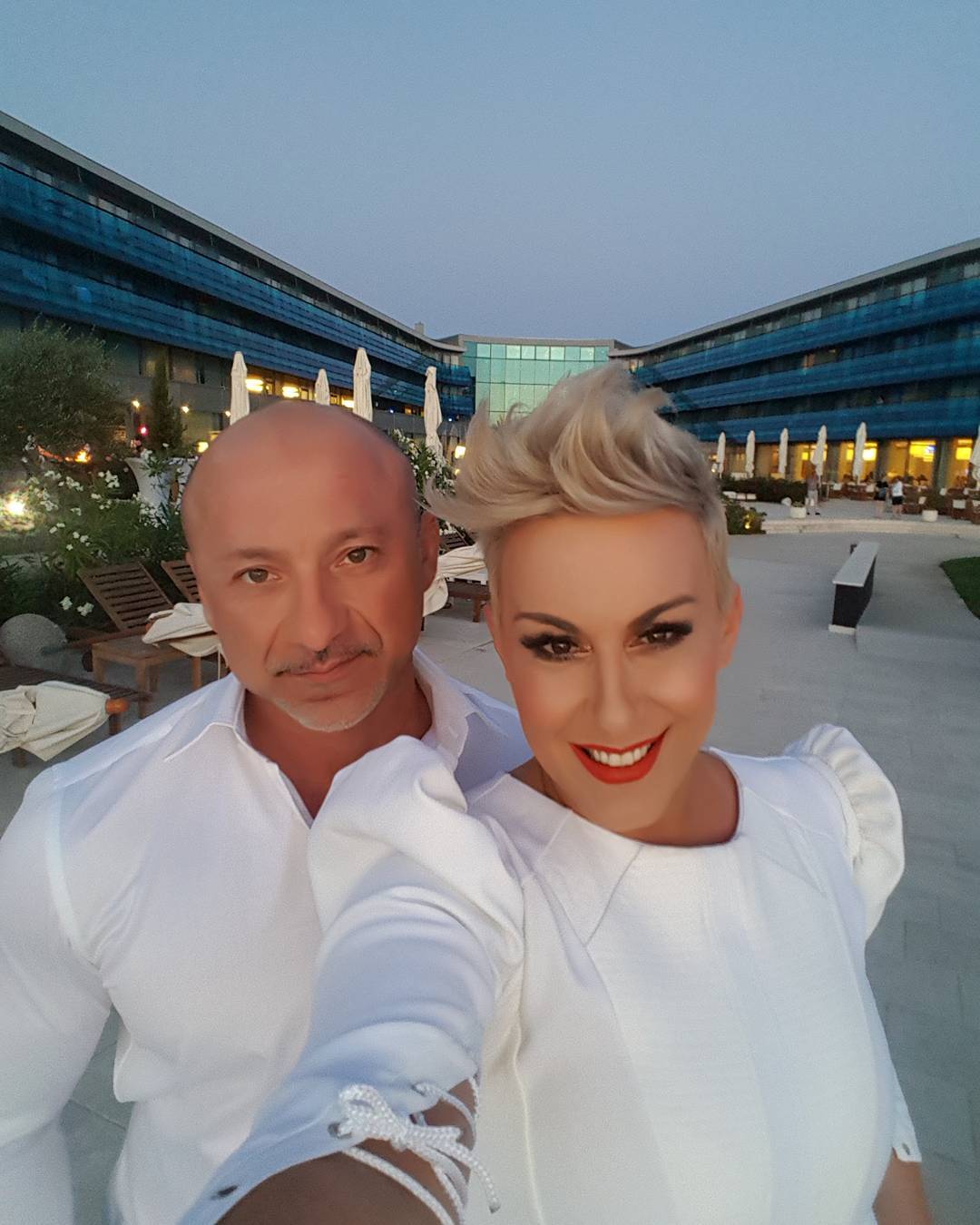 19933137_1830113857304489_4601170482492866560_n(1)