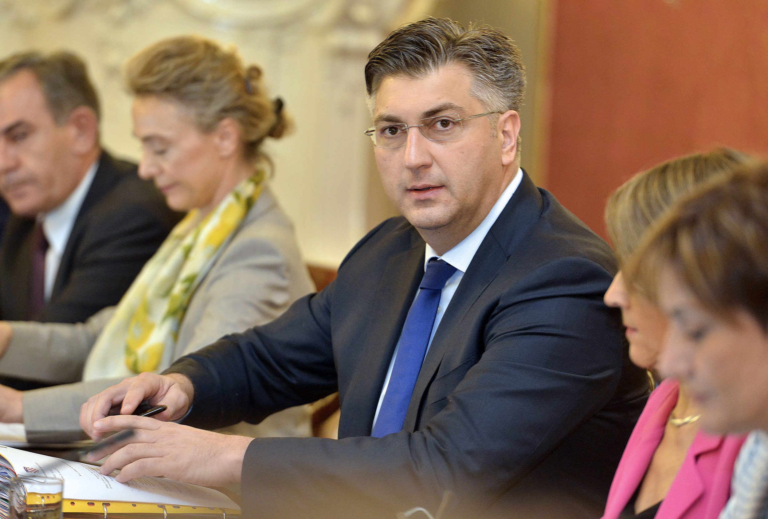 vlada_sjednica5-270717