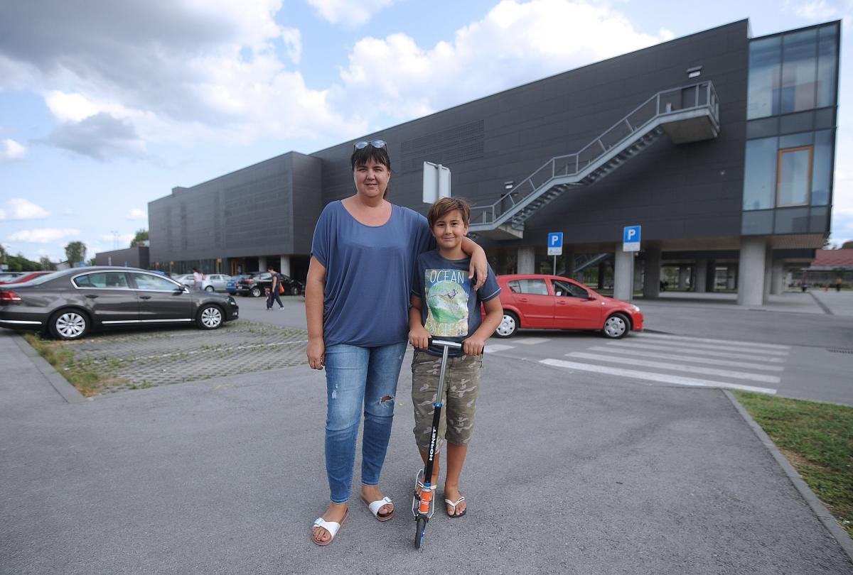 Dubravka Miličević, majka koja je potpisala peticiju protiv odluke da 5. i 6. razredi idu u međusmjenu.