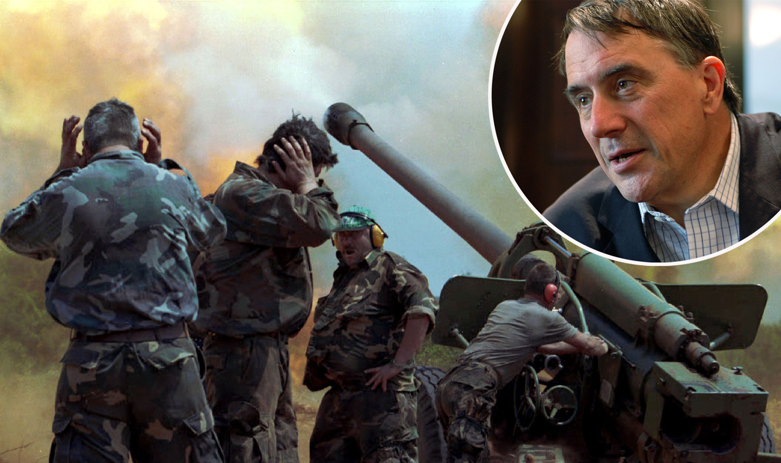 Hrvatski vojnici gađaju položaje srpskih pobunjenika tijekom vojno-redarstvene akcije Oluja, u krugu tadašnji veleposlanik SAD-a u Hrvatskoj Peter Galbraith