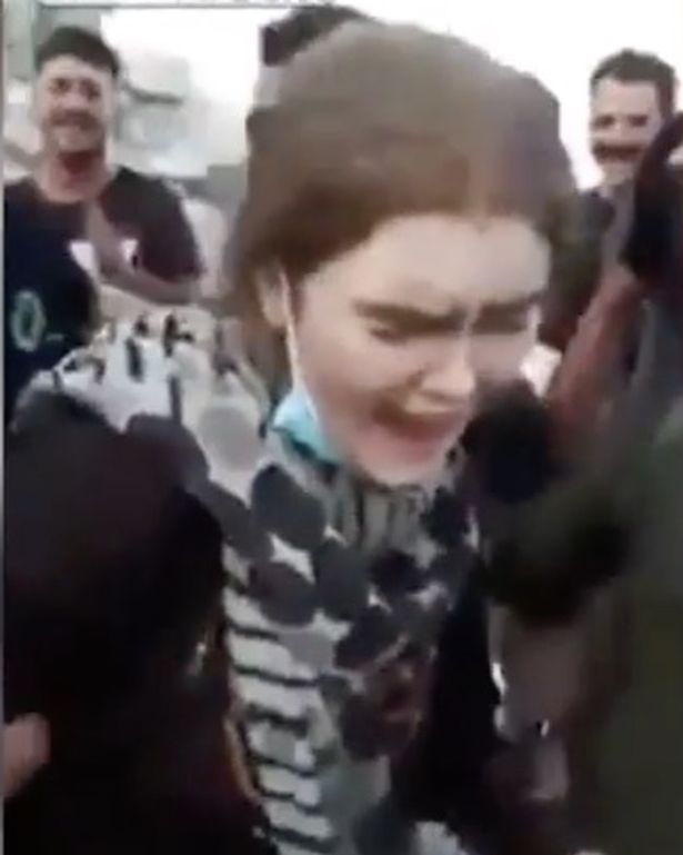 Cheering-Iraqis-march-arrested-German-ISIS-teen-through-Mosul