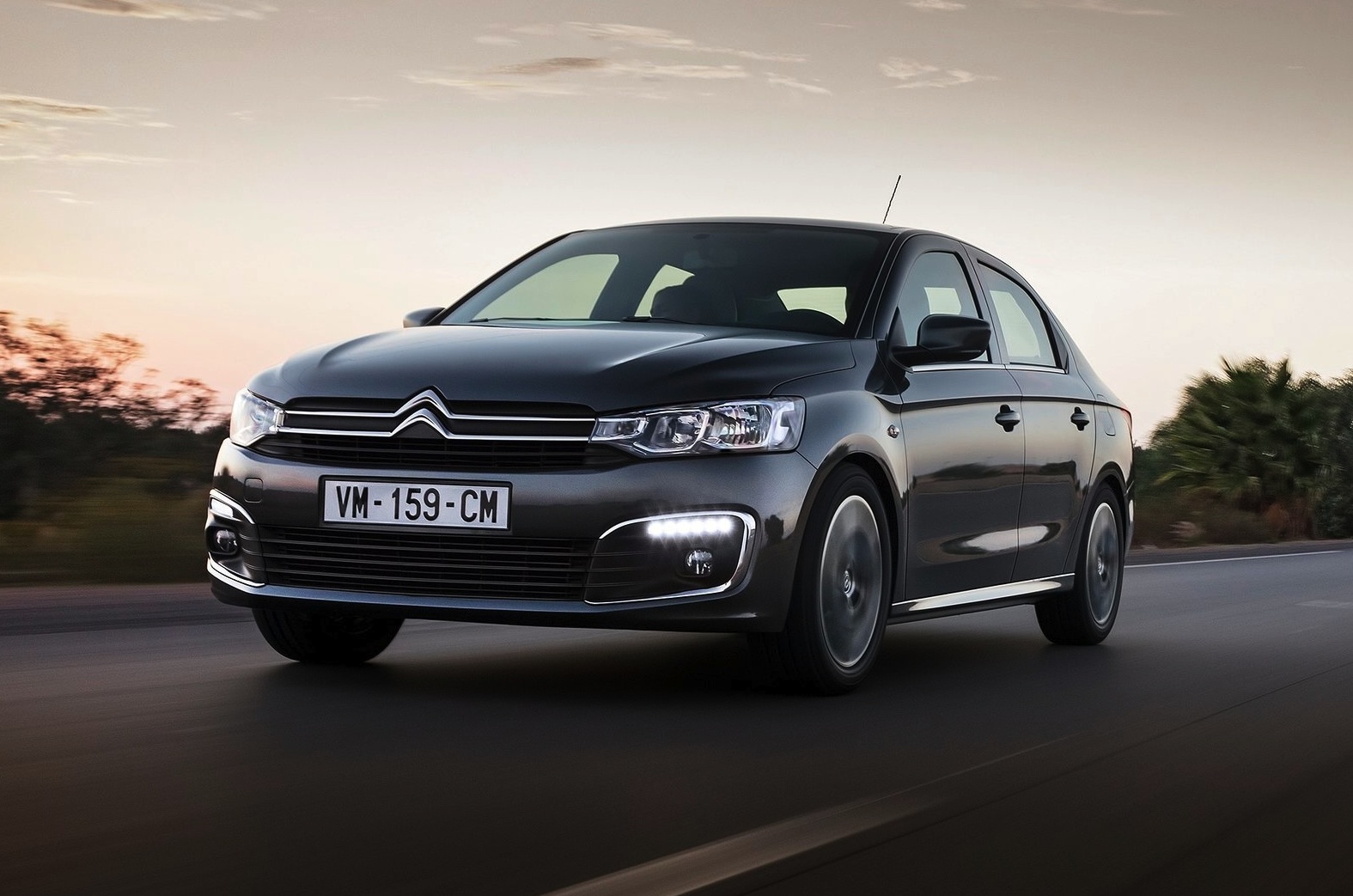 Citroen-C-Elysee-2017-1600-02