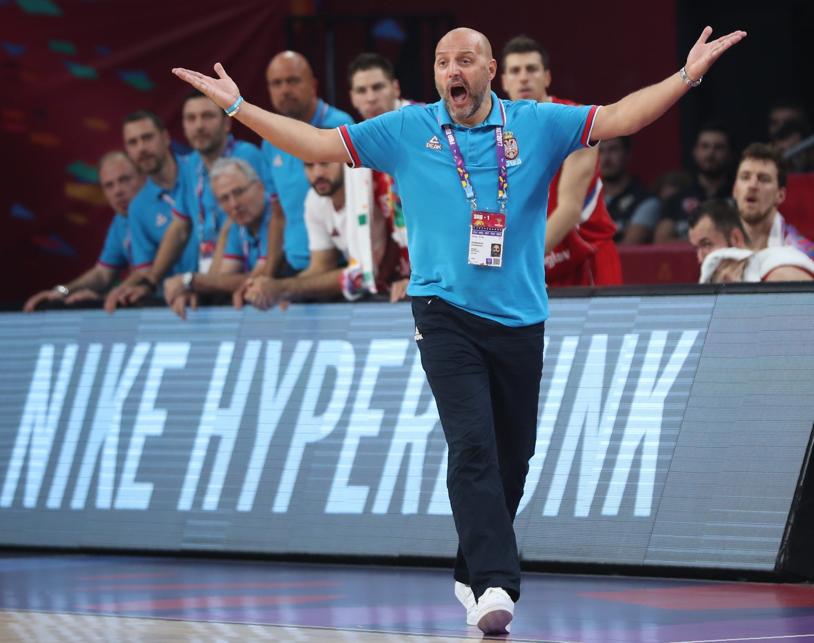 2017-09-17T195338Z_627566529_UP1ED9H1J9DSS_RTRMADP_3_BASKETBALL-EUROBASKET-FINAL