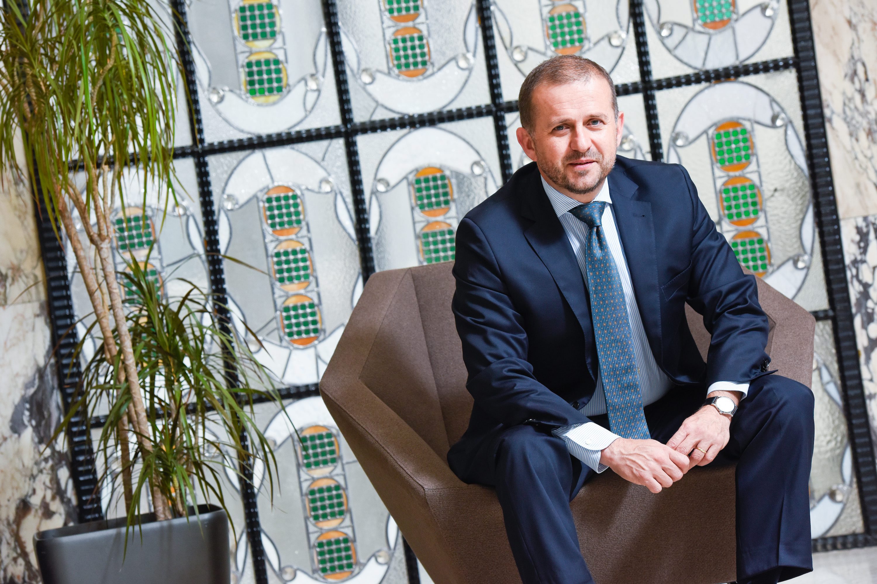 Tomislav Vujić, Hrvatska poštansk abanka