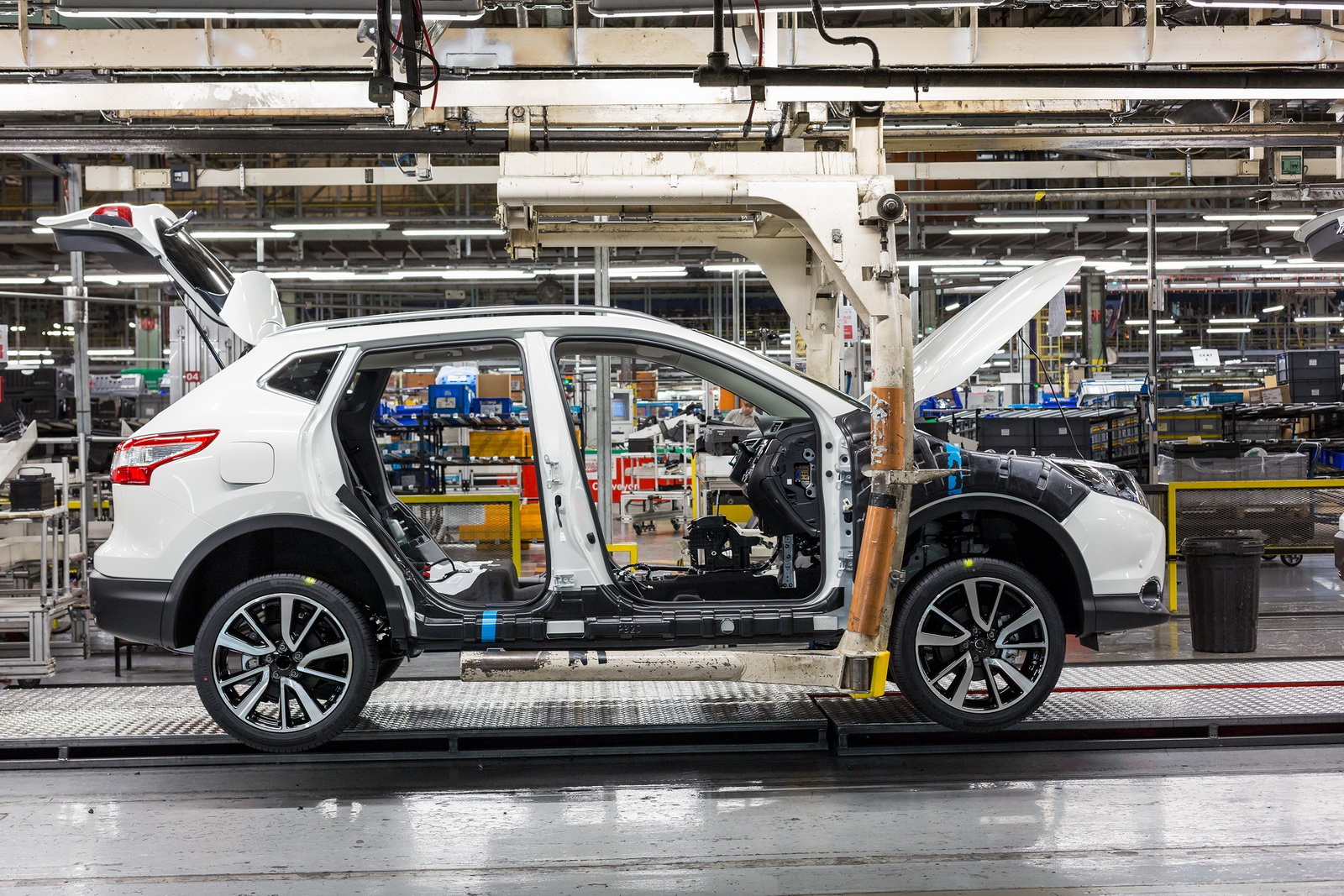 Nissan-Production-Vehicles-1