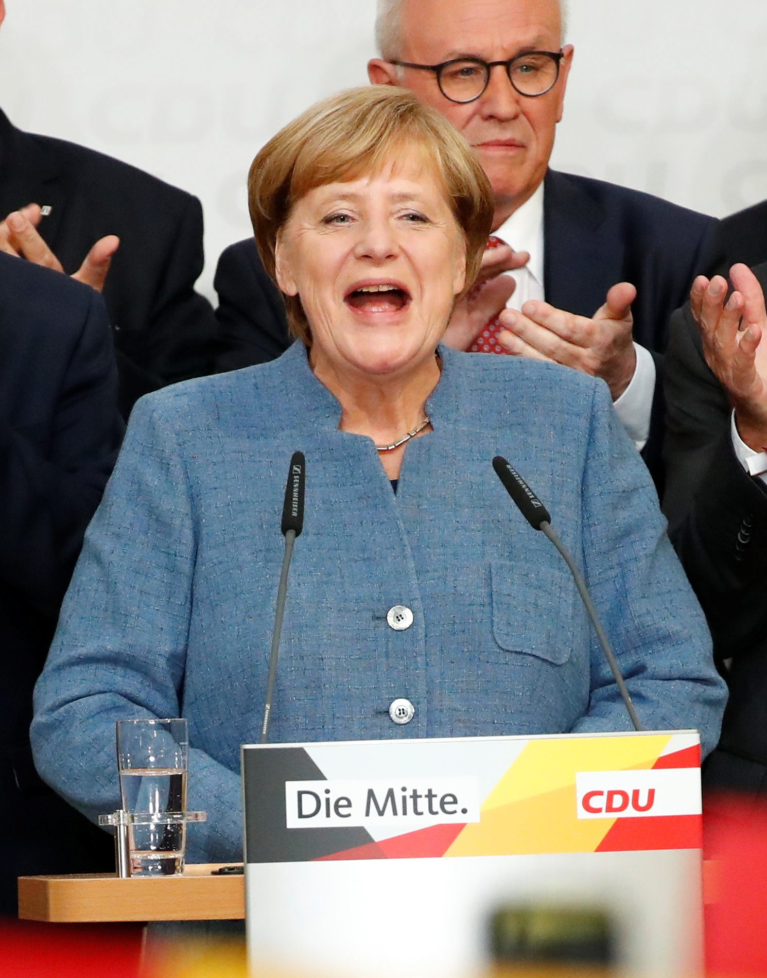 2017-09-24T165715Z_1785314124_RC1B918D7DA0_RTRMADP_3_GERMANY-ELECTION-REACTION-MERKEL