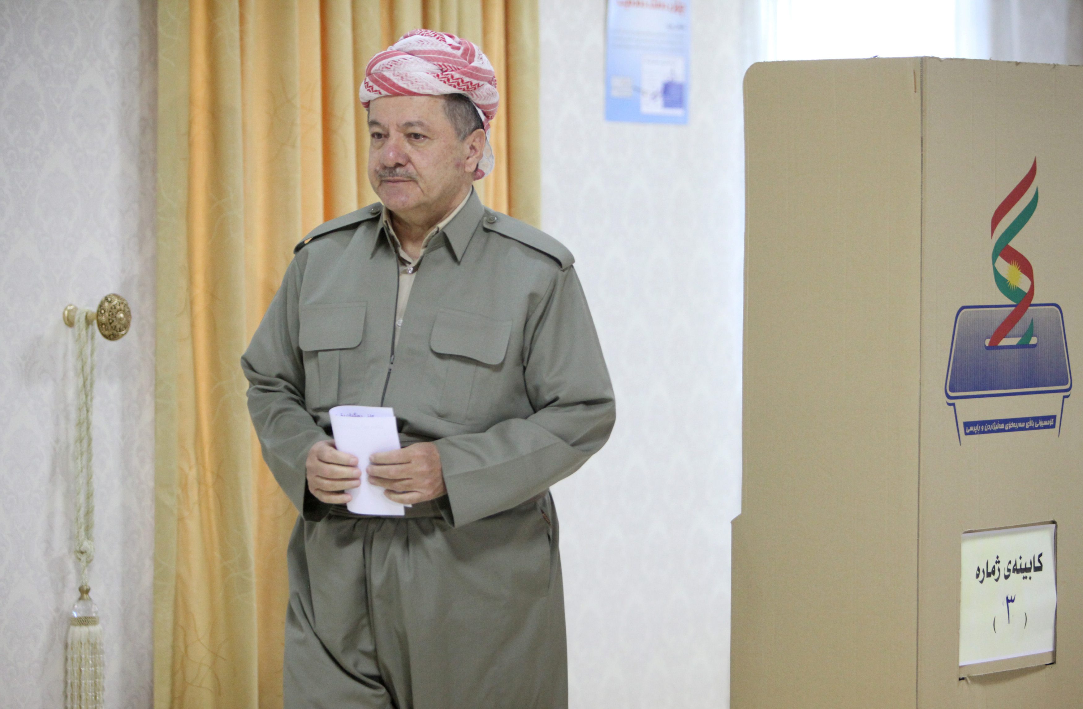 Kurski predsjednik Masud Barzani na glasačkom mjestu u Erbilu