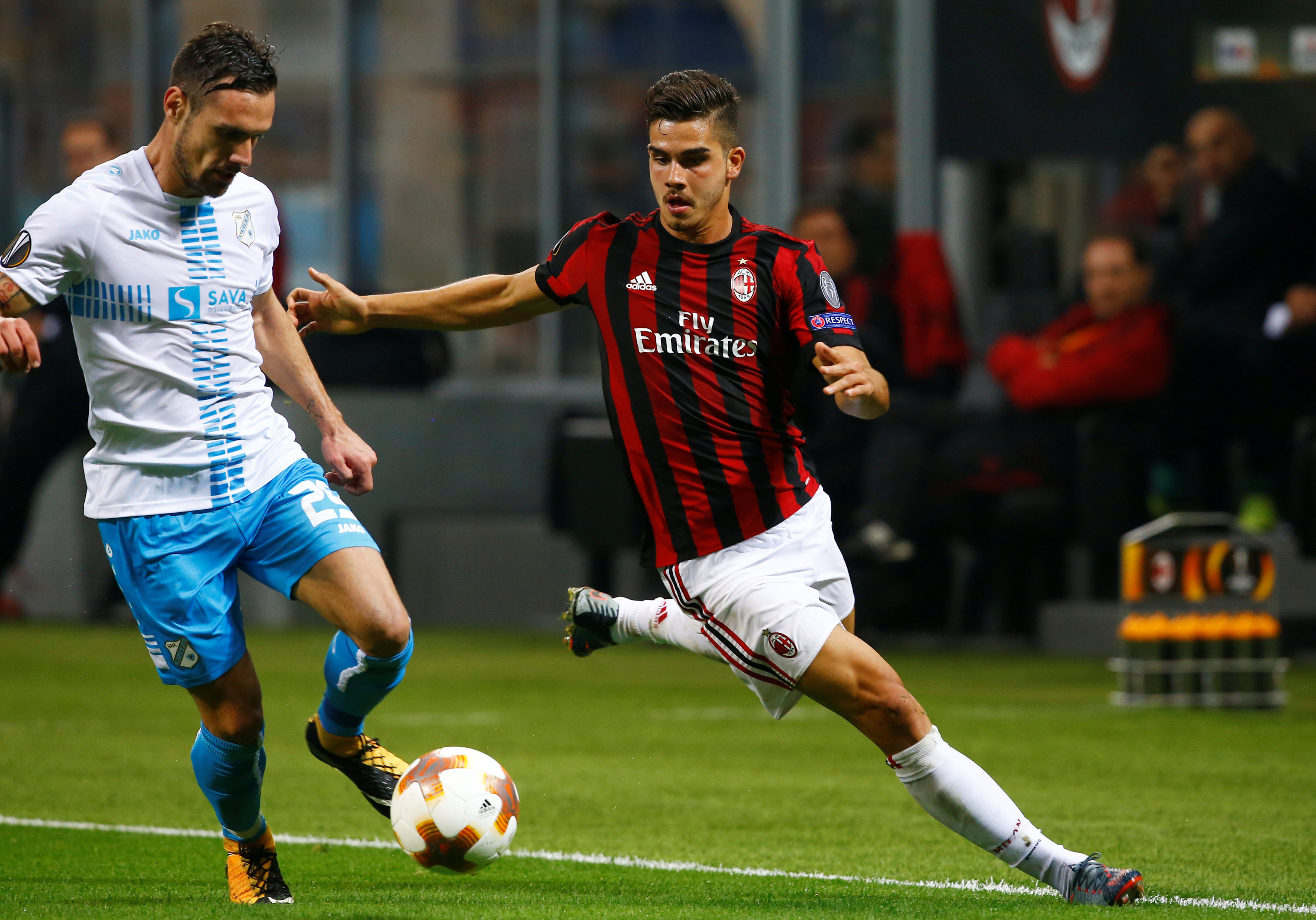 2017-09-28T203727Z_874614141_RC157A4B07D0_RTRMADP_3_SOCCER-EUROPA-MIL-RIJ