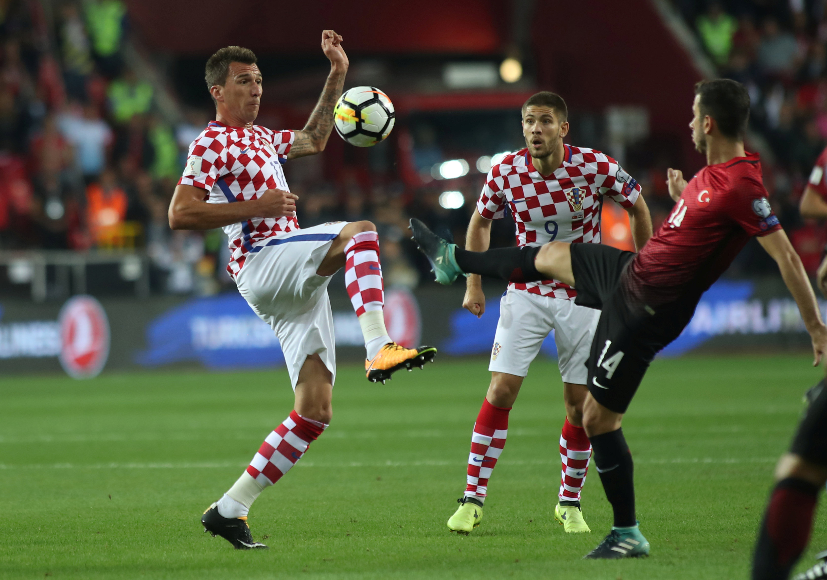 2017-09-05T201631Z_294614345_RC12866B42C0_RTRMADP_3_SOCCER-WORLDCUP-TUR-CRO