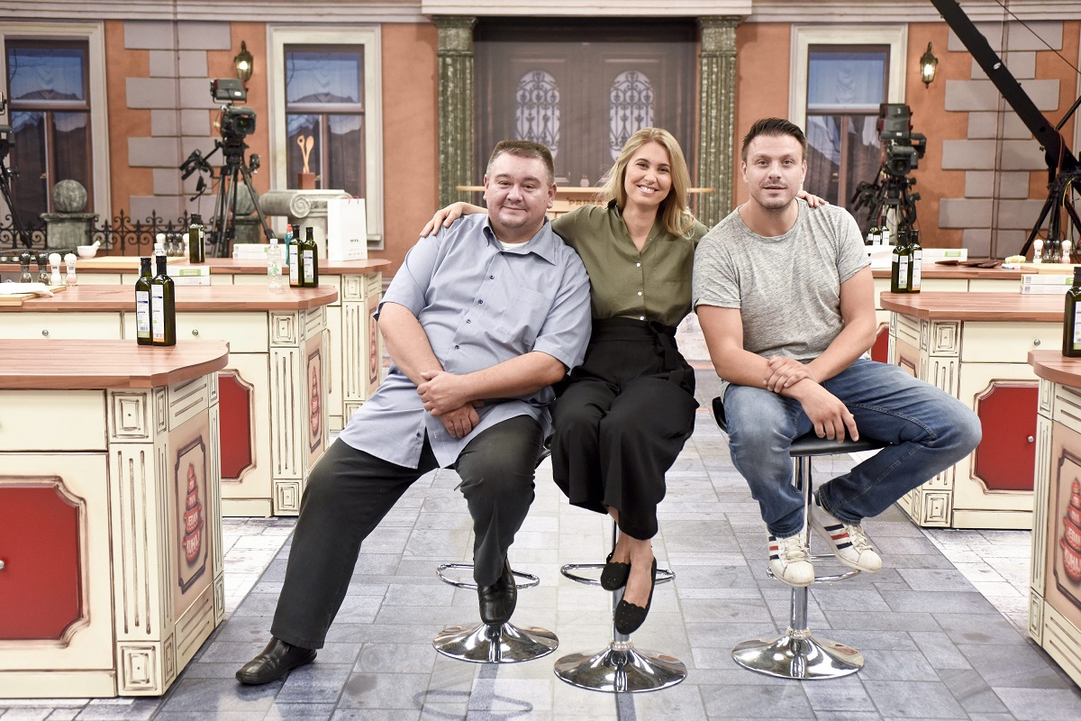 RTL je u studiju 4 Jadran filma najavio novu sezonu kulinarske emisije 'Tri, dva, jedan - kuhaj!'
Na fotografiji: Tomislav Špiček, Mateja Domitrović i Mato Janković.