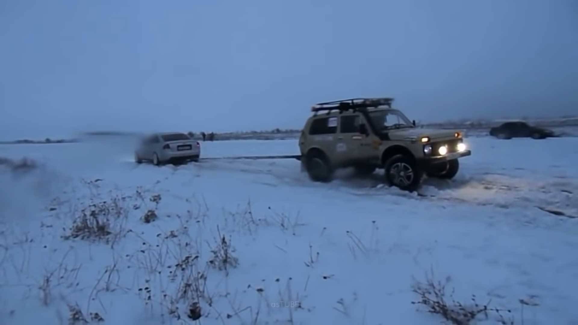 lada-niva-vs-audi-s6