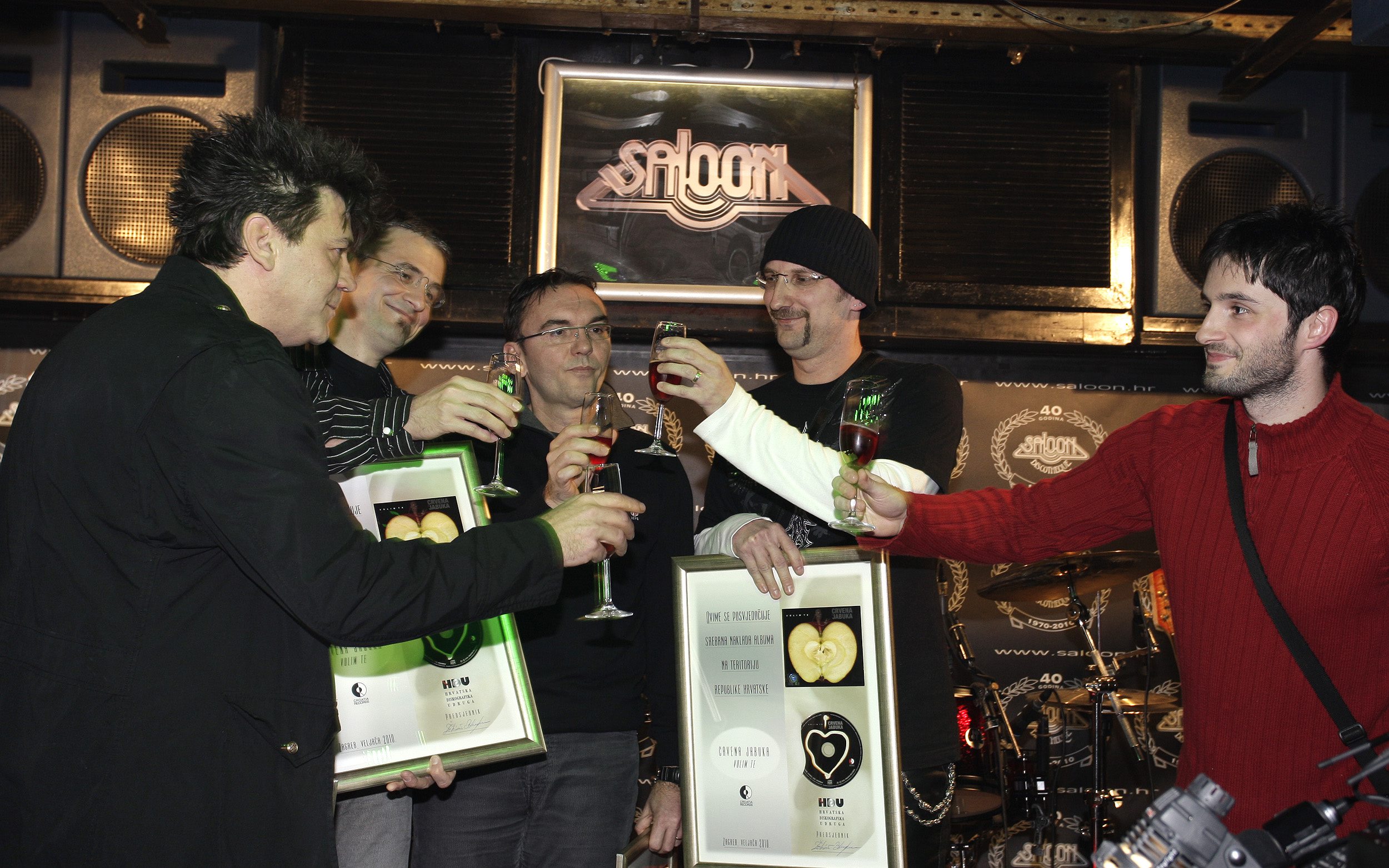 crvena_jabuka-100210