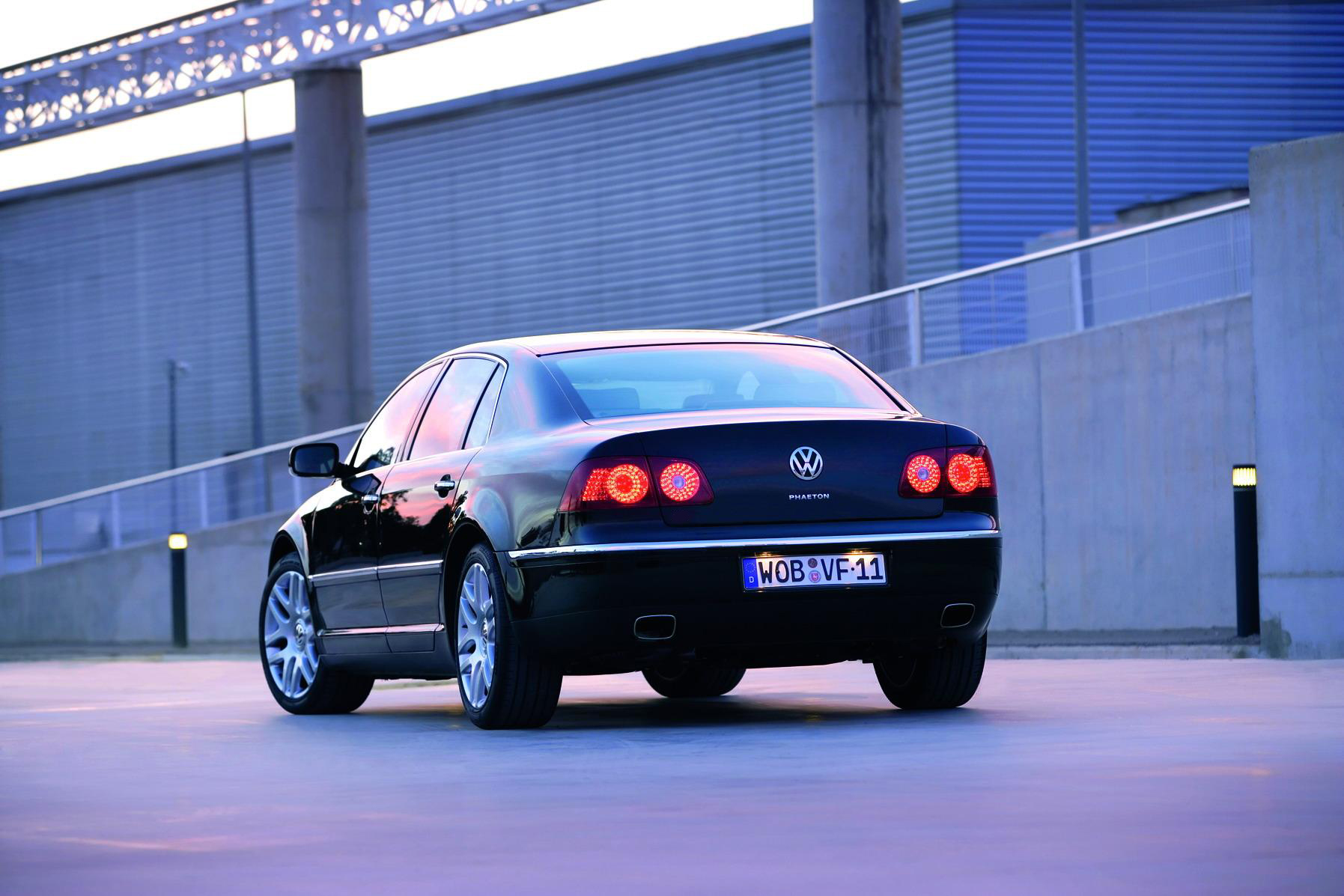 2009-volkswagen-phaeton-10