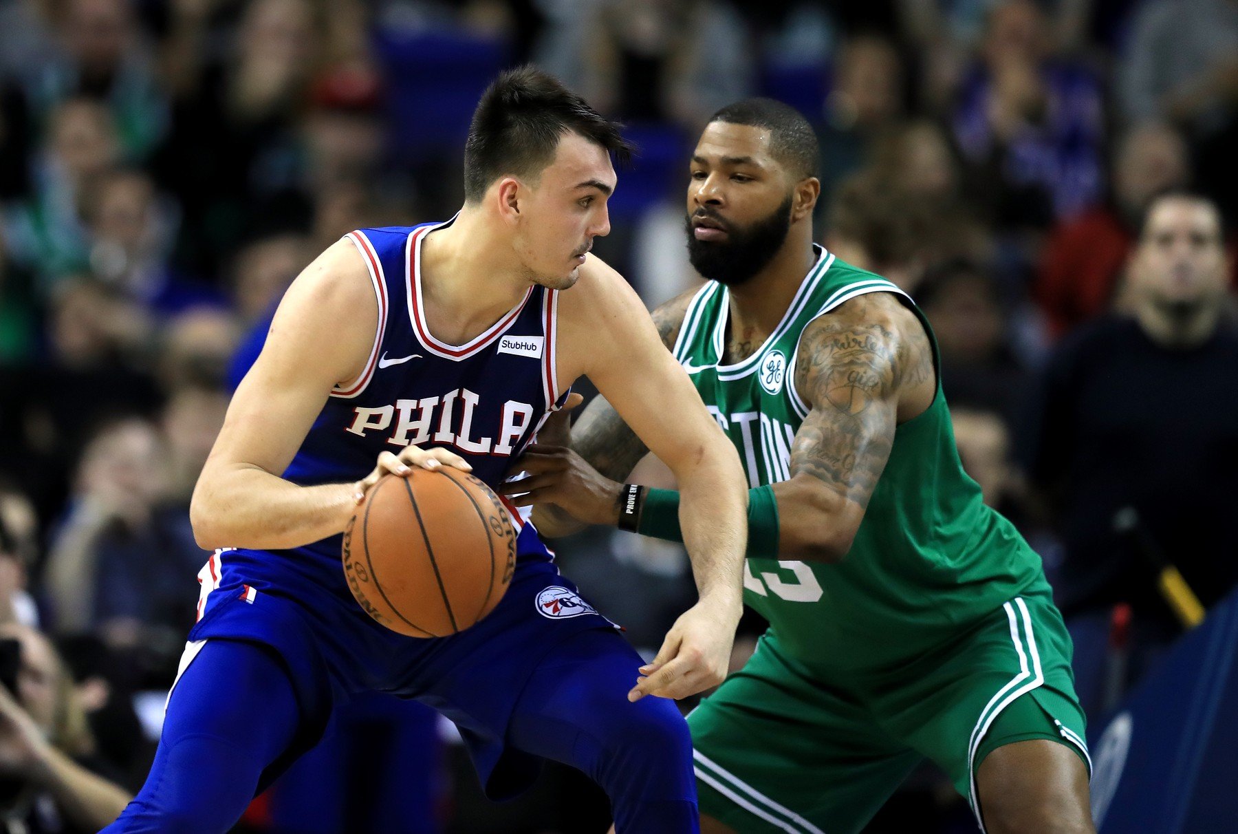 Dario Šarić i Marcus Morris