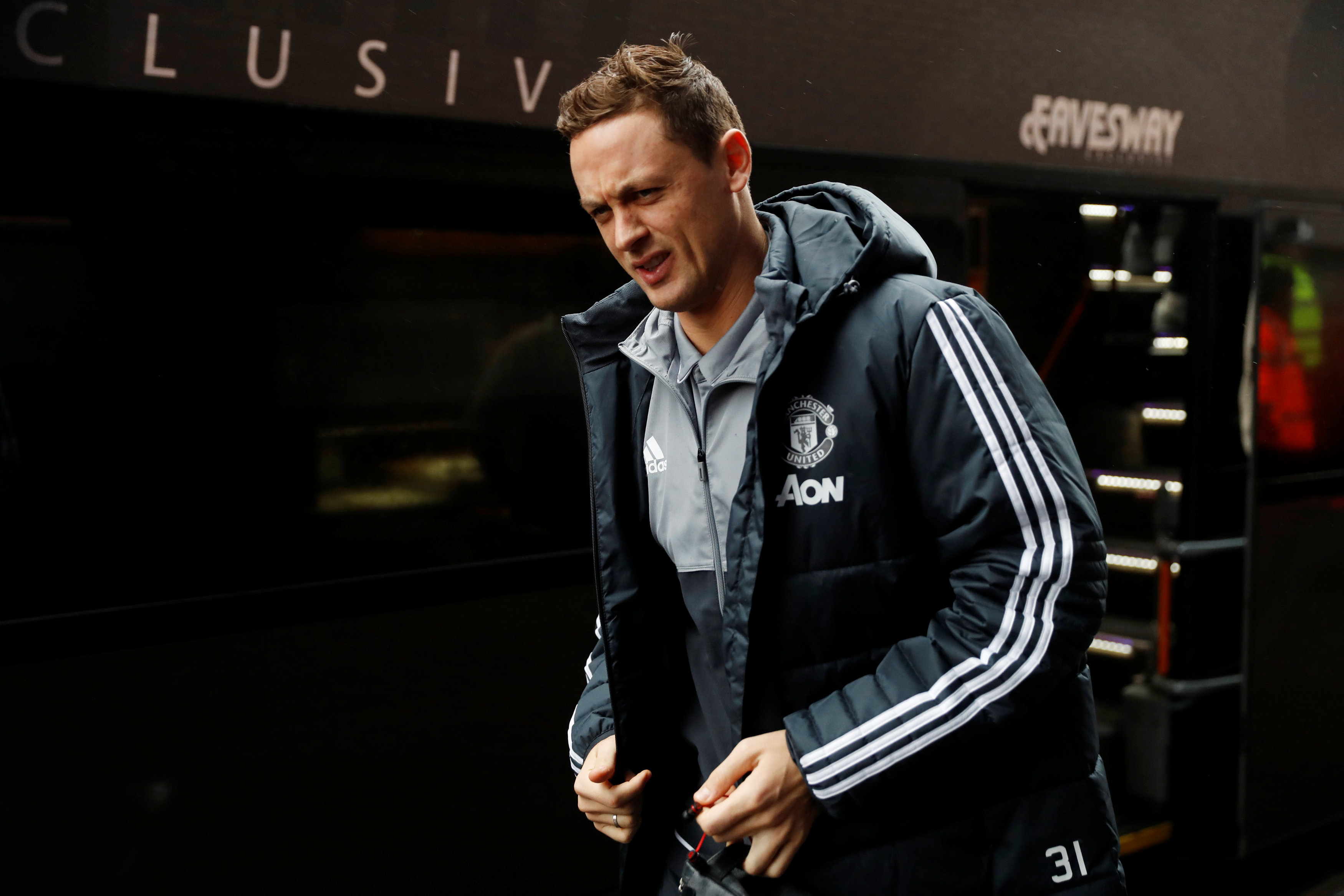 2017-12-17T124639Z_1285844933_RC1E0E876260_RTRMADP_3_SOCCER-ENGLAND-WBA-MUN