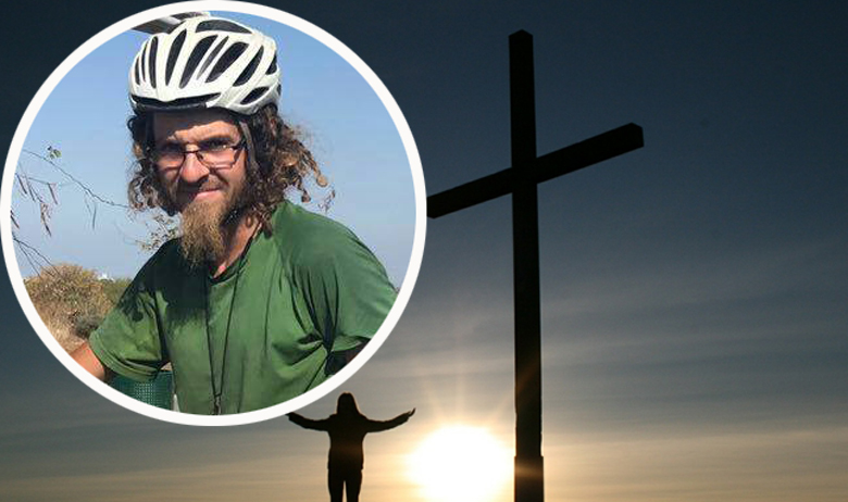 oliver mcafee i križ