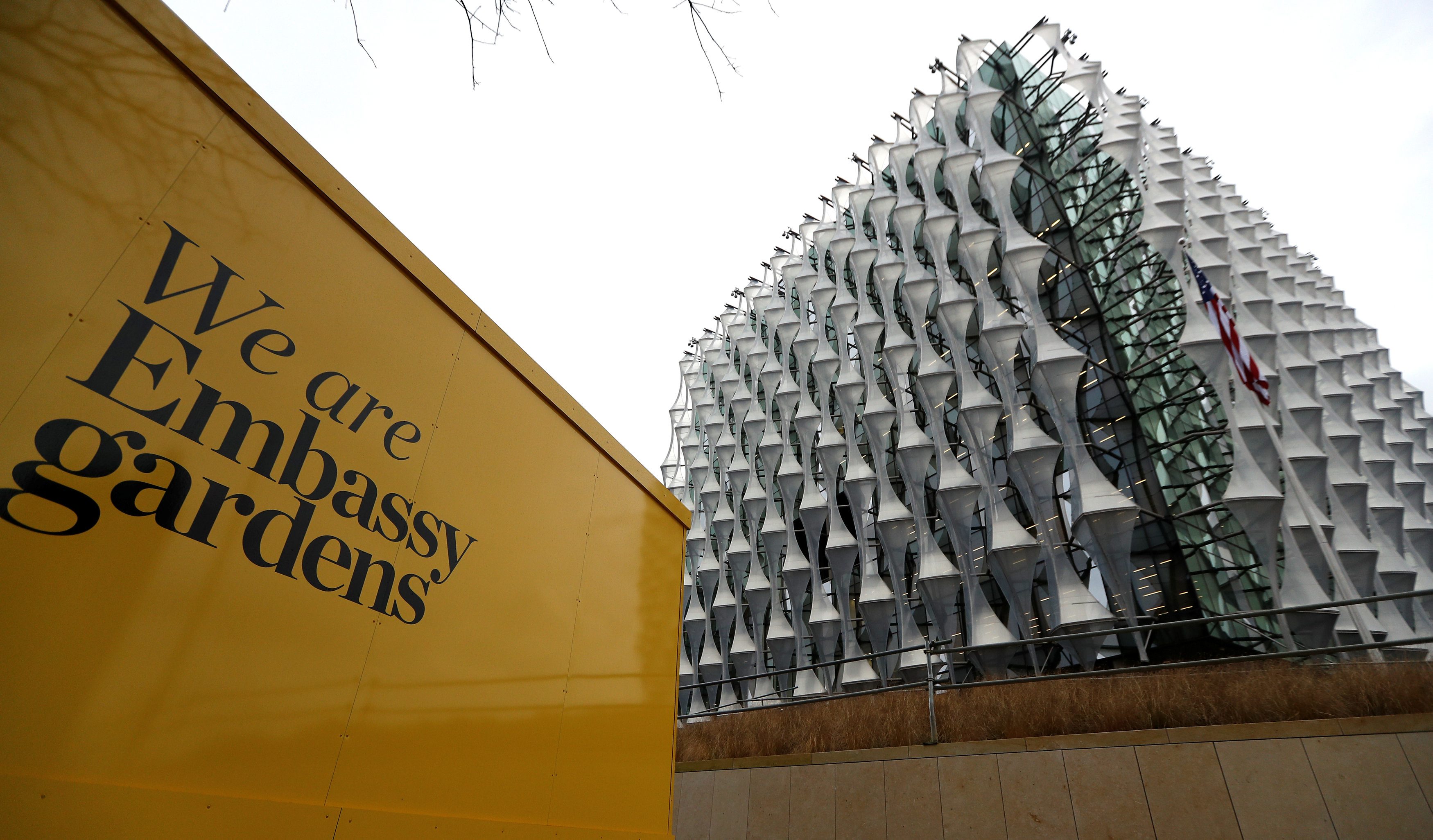 2018-01-12T153727Z_1827168076_RC1857D78E50_RTRMADP_3_USA-TRUMP-BRITAIN