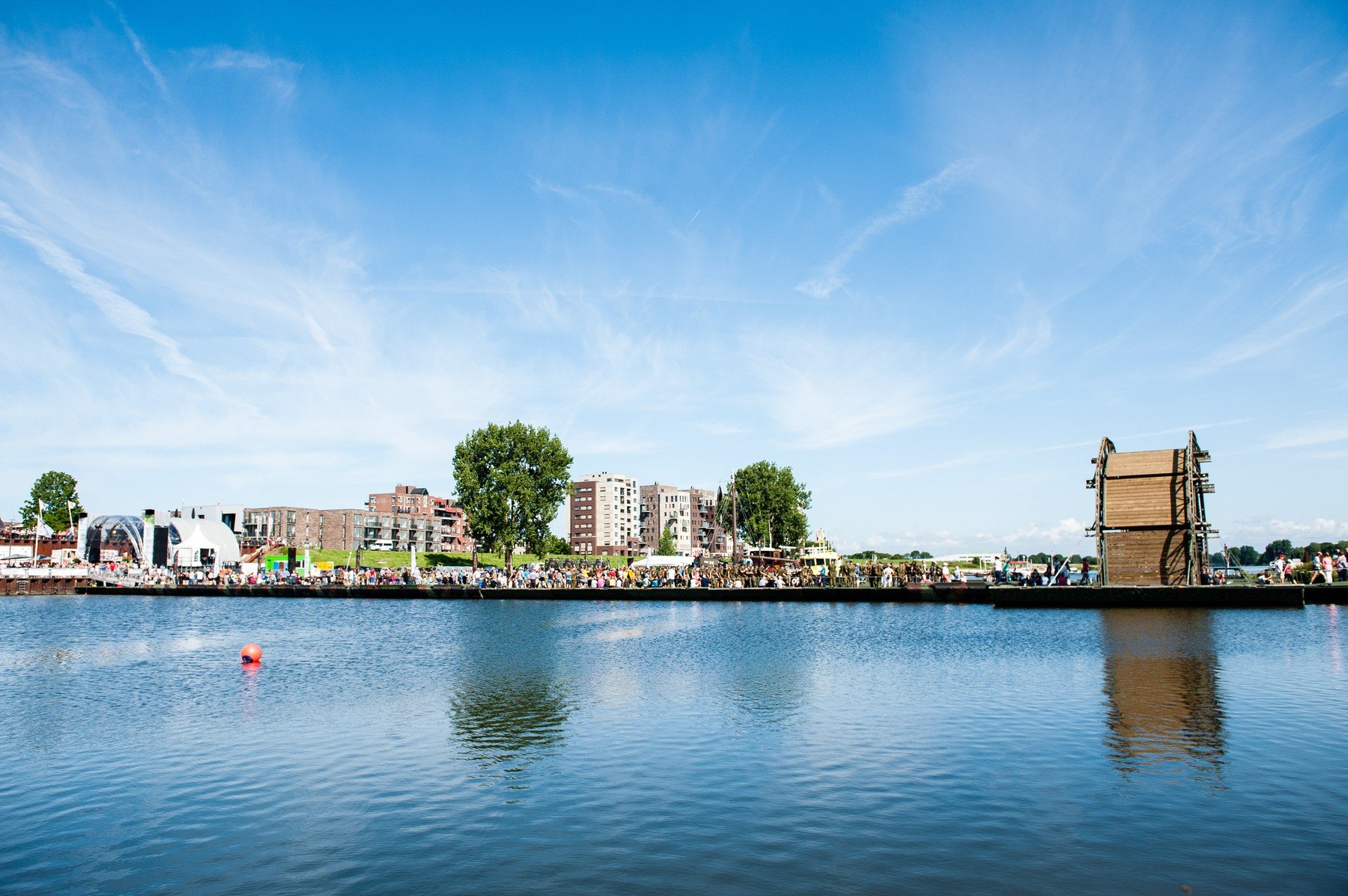 Ilustracija, rijeka Maas u Nizozemskoj