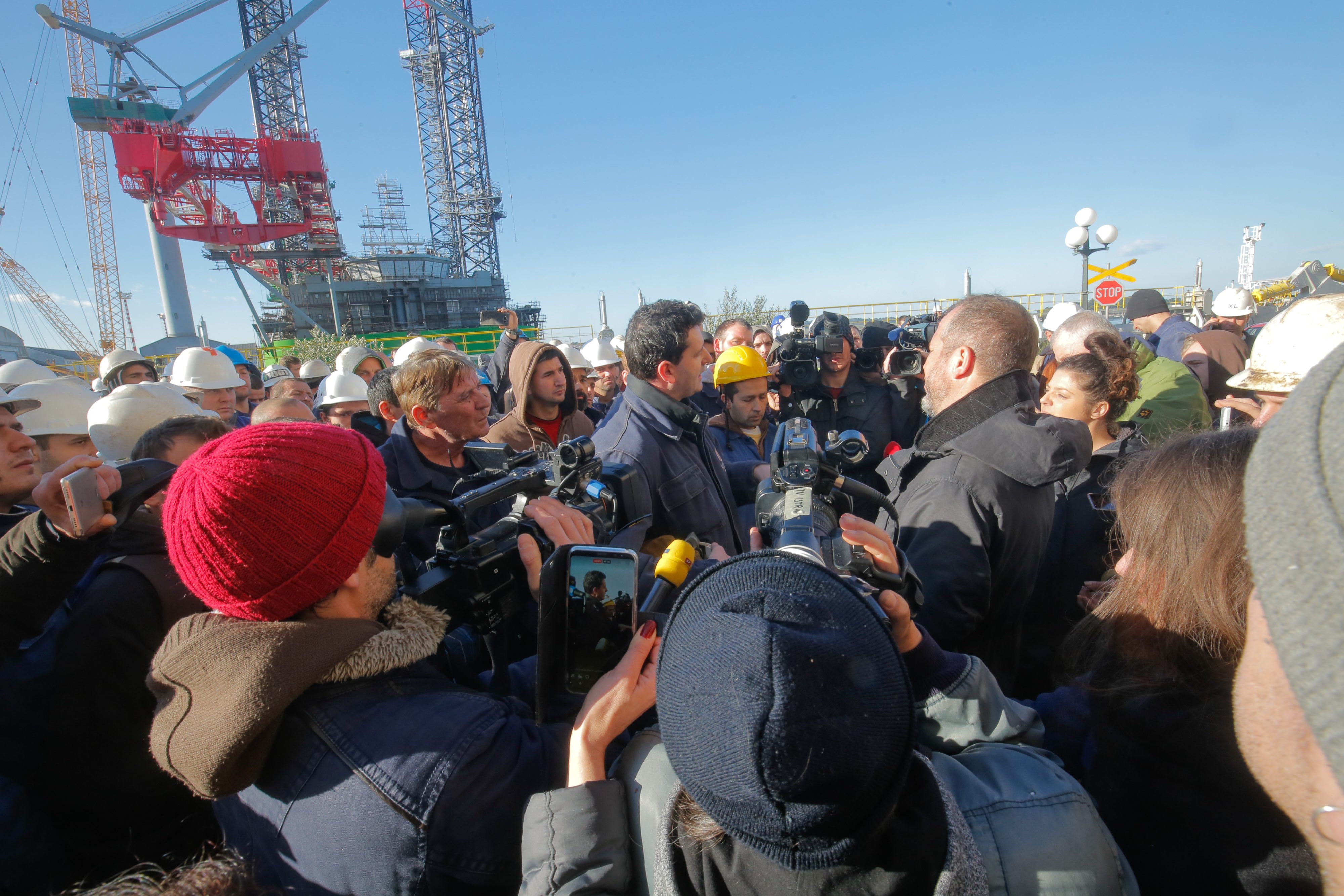 Prosvjed radnika pred Uljanikom 