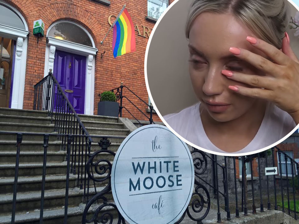 white moose elle u krugu