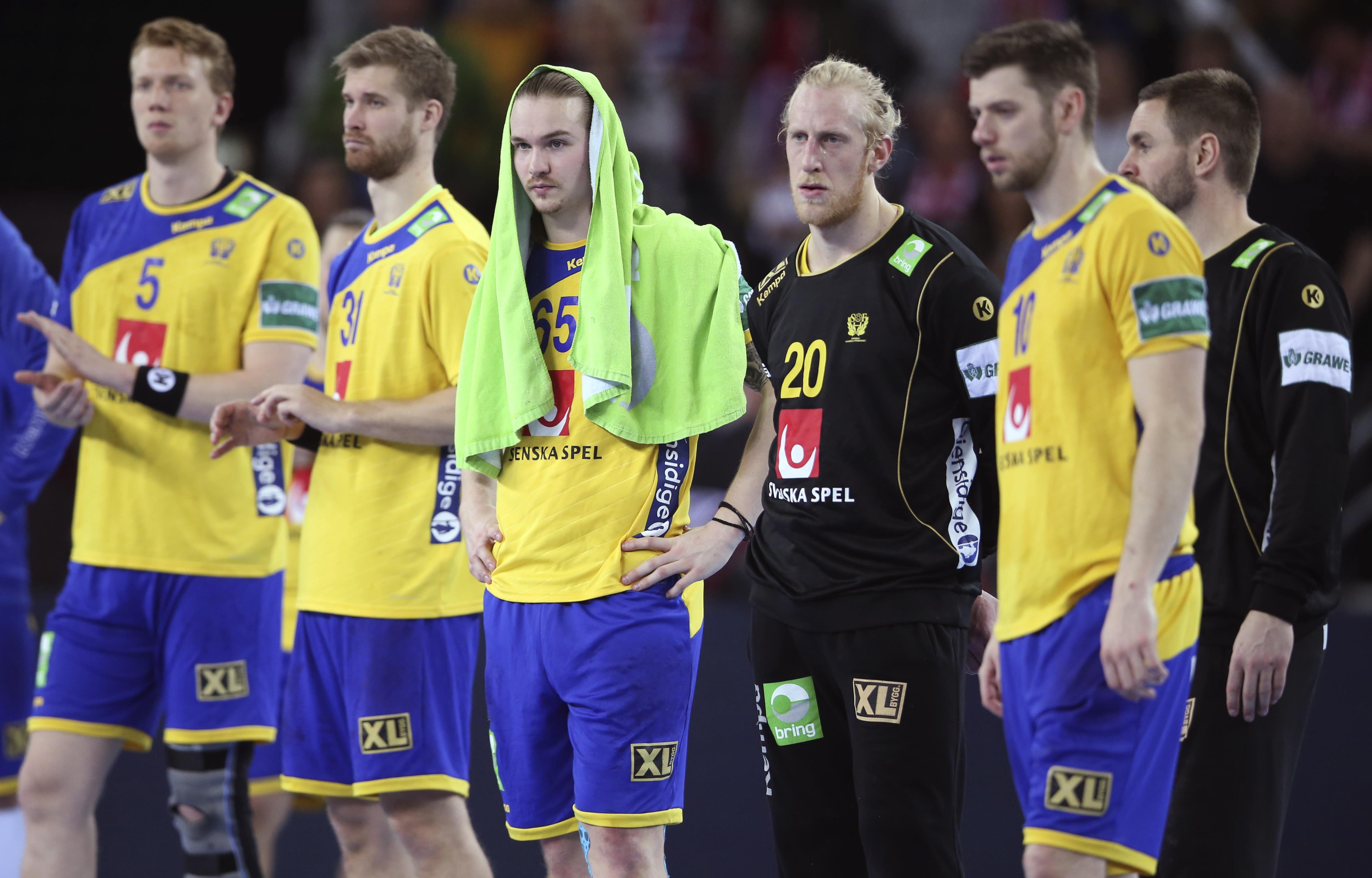 2018-01-28T211717Z_635108675_UP1EE1S1N4SFO_RTRMADP_3_HANDBALL-EUROPE-ESP-SWE