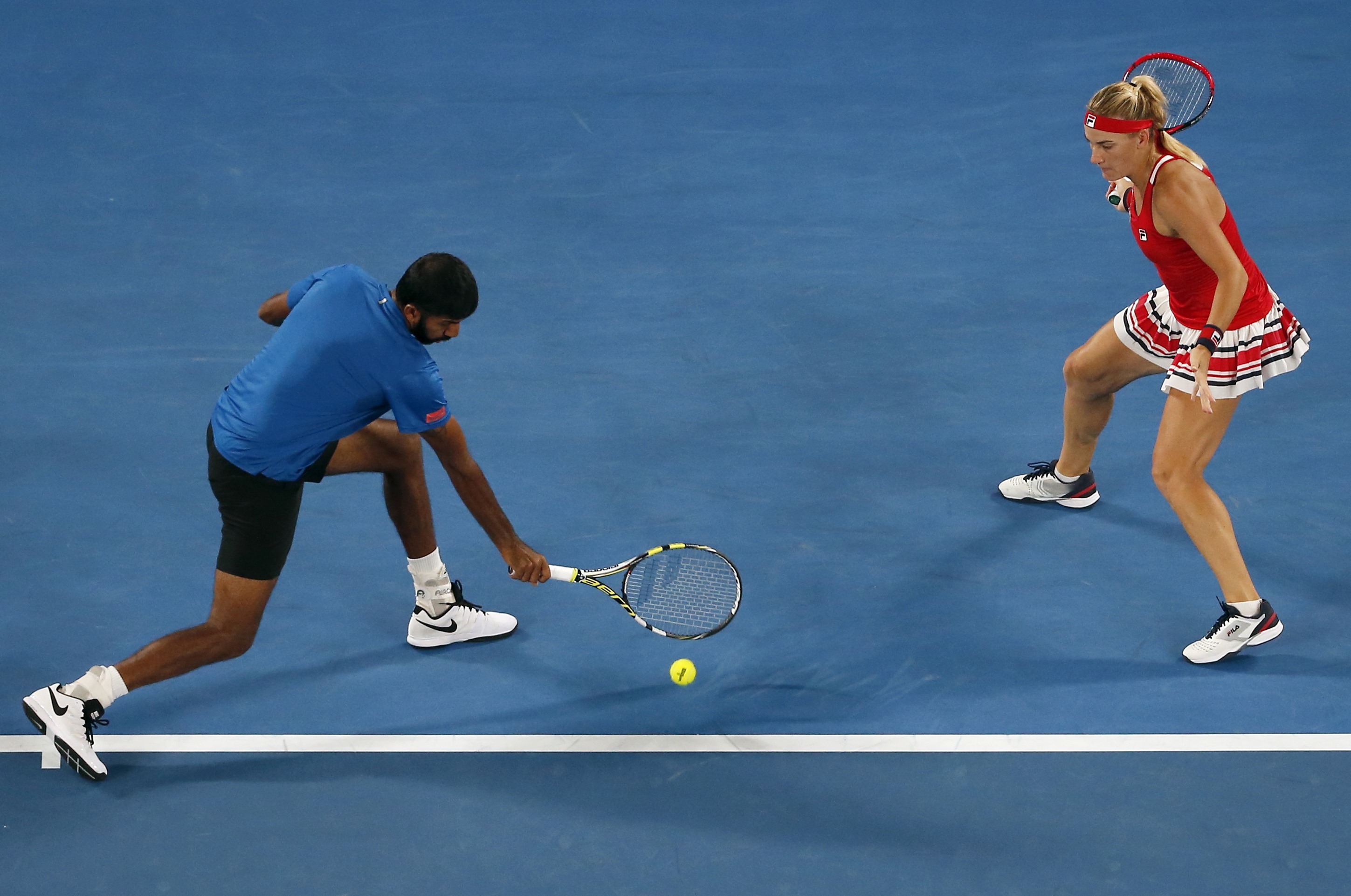 2018-01-28T061110Z_1599106389_HP1EE1S0H6LXA_RTRMADP_3_TENNIS-AUSOPEN