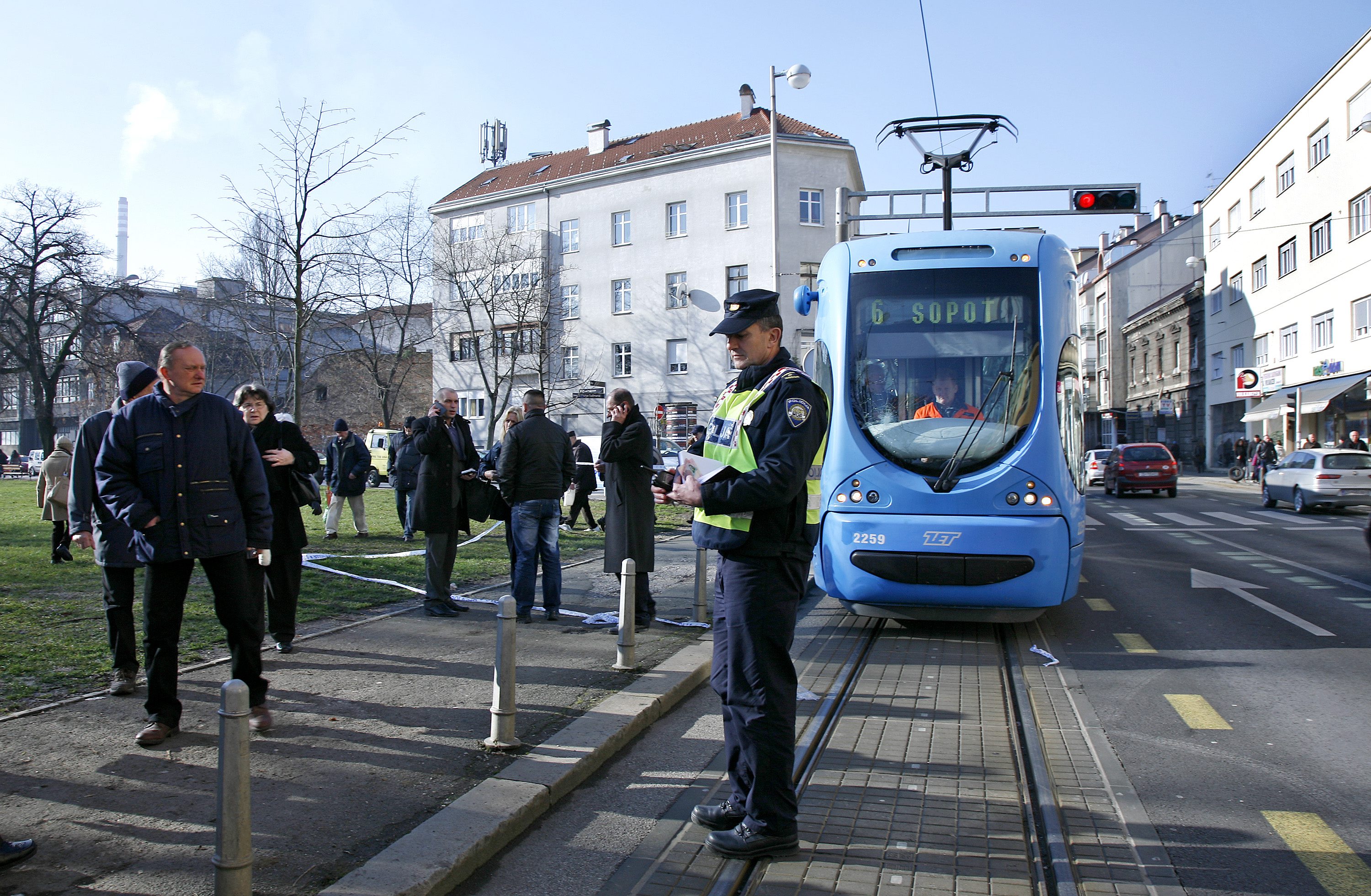 nalet_tramvaj5-280115