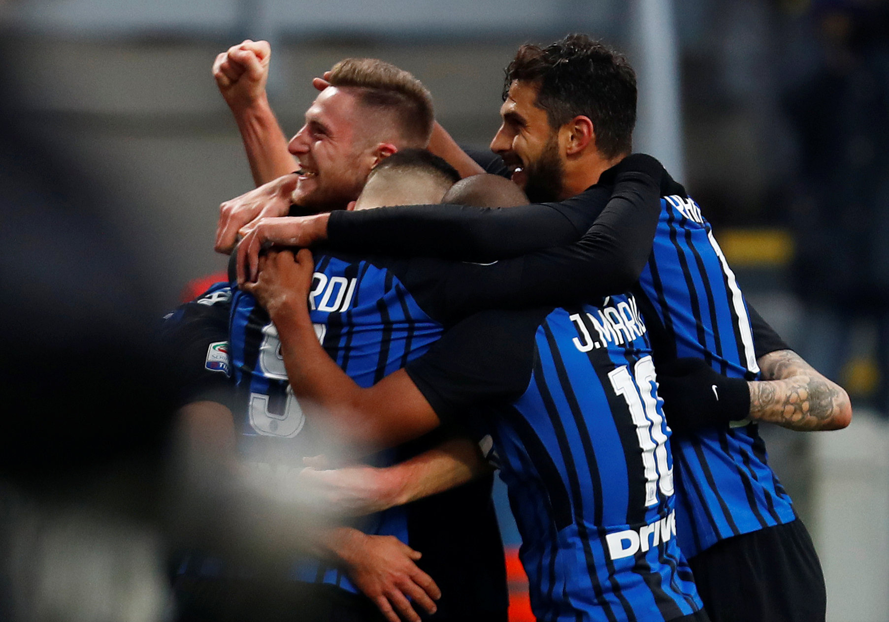 2017-12-03T152732Z_859513282_RC13B5625230_RTRMADP_3_SOCCER-ITALY-INT-CHI