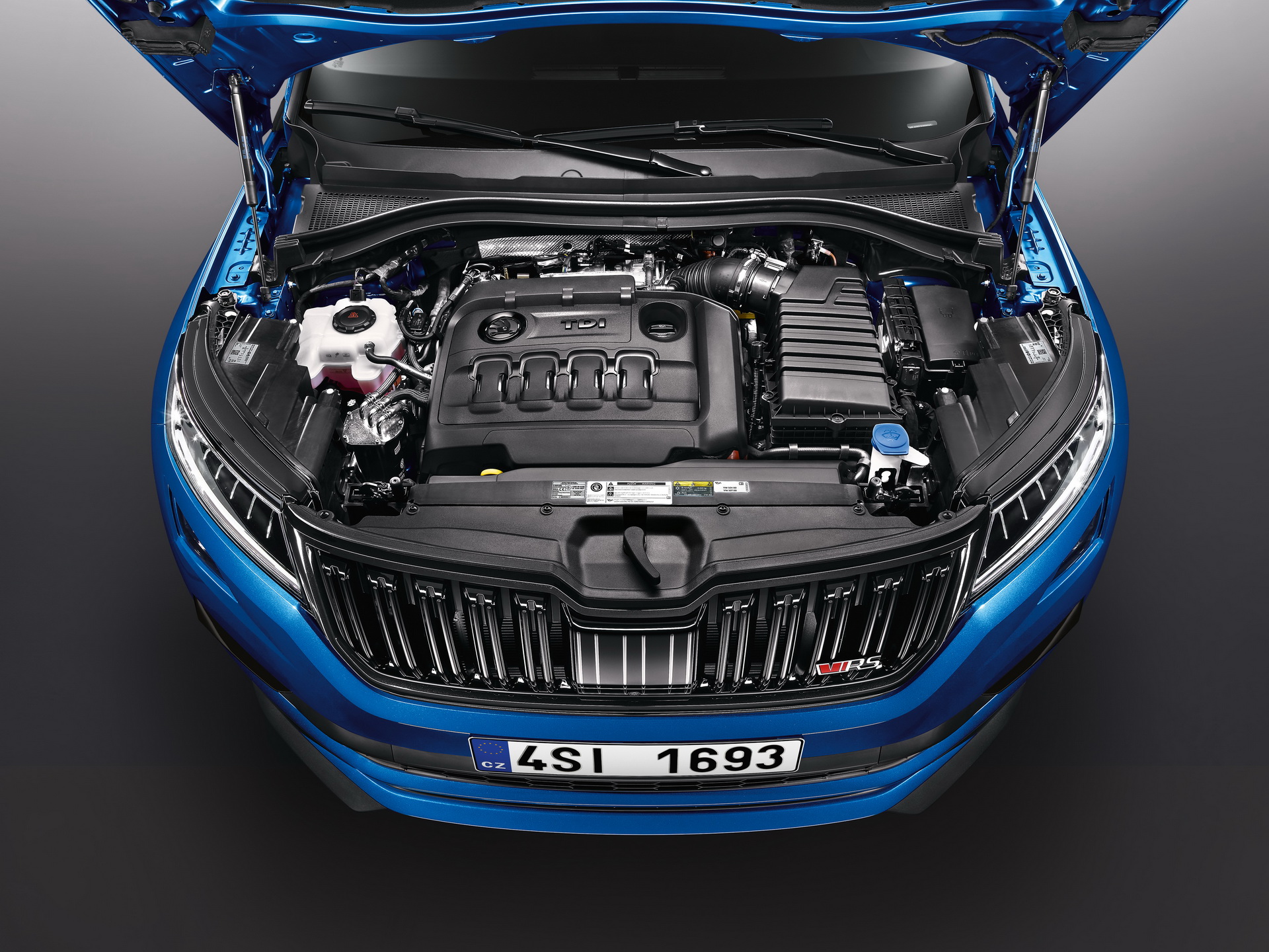 03b6c152-2019-skoda-kodiaq-rs-livepics-specs-46