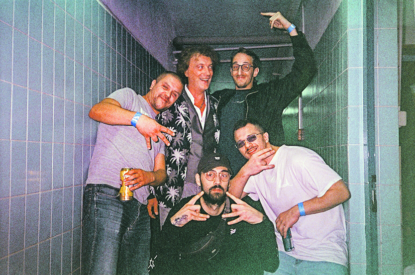 209708-268980-51310015