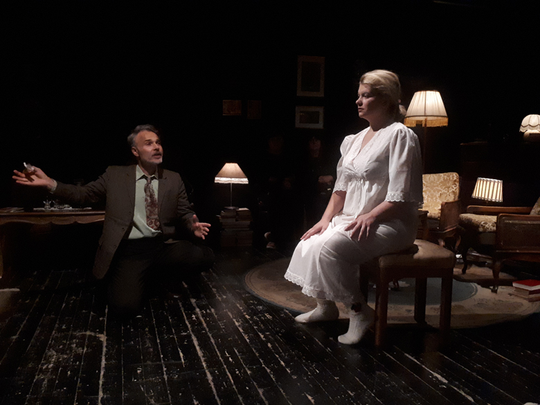 Scene iz predstave 'Molly Sweeney'