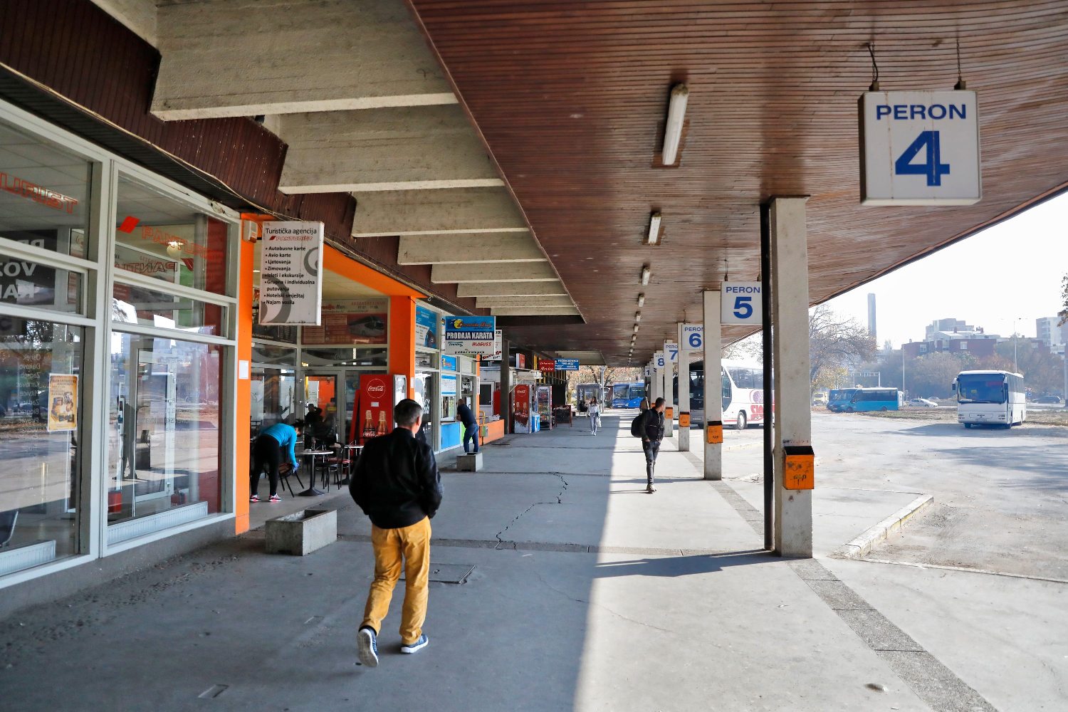 Autobusni kolodvor u Slavonskom Brodu