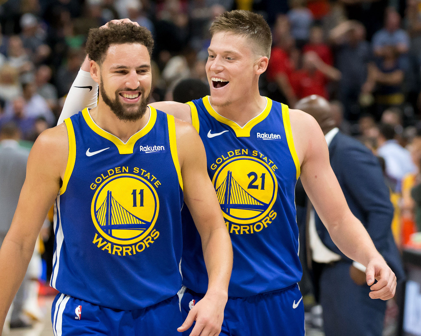 2018-10-20T053046Z_12725532_NOCID_RTRMADP_3_NBA-GOLDEN-STATE-WARRIORS-AT-UTAH-JAZZ