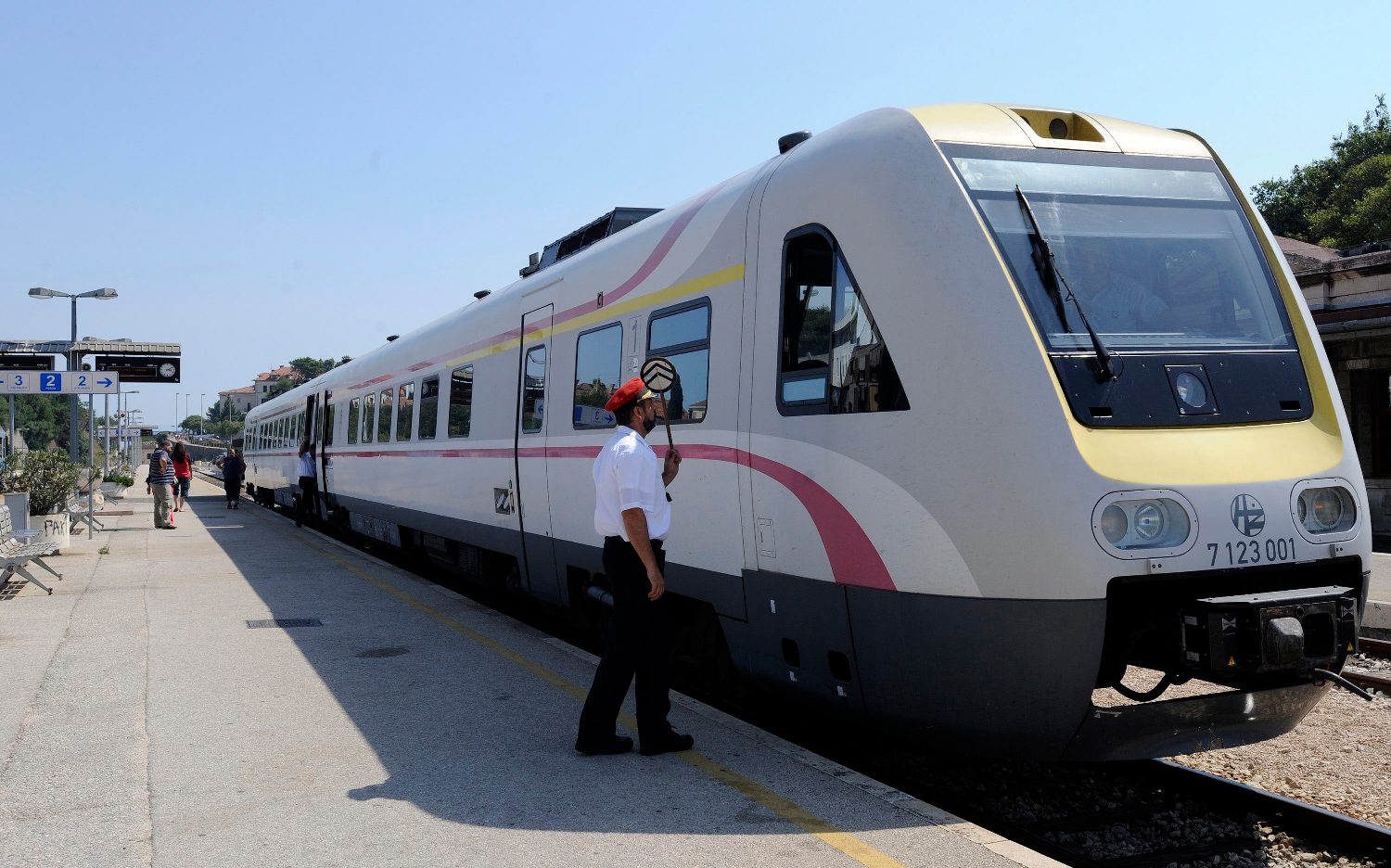 nagibni_vlak8-030809