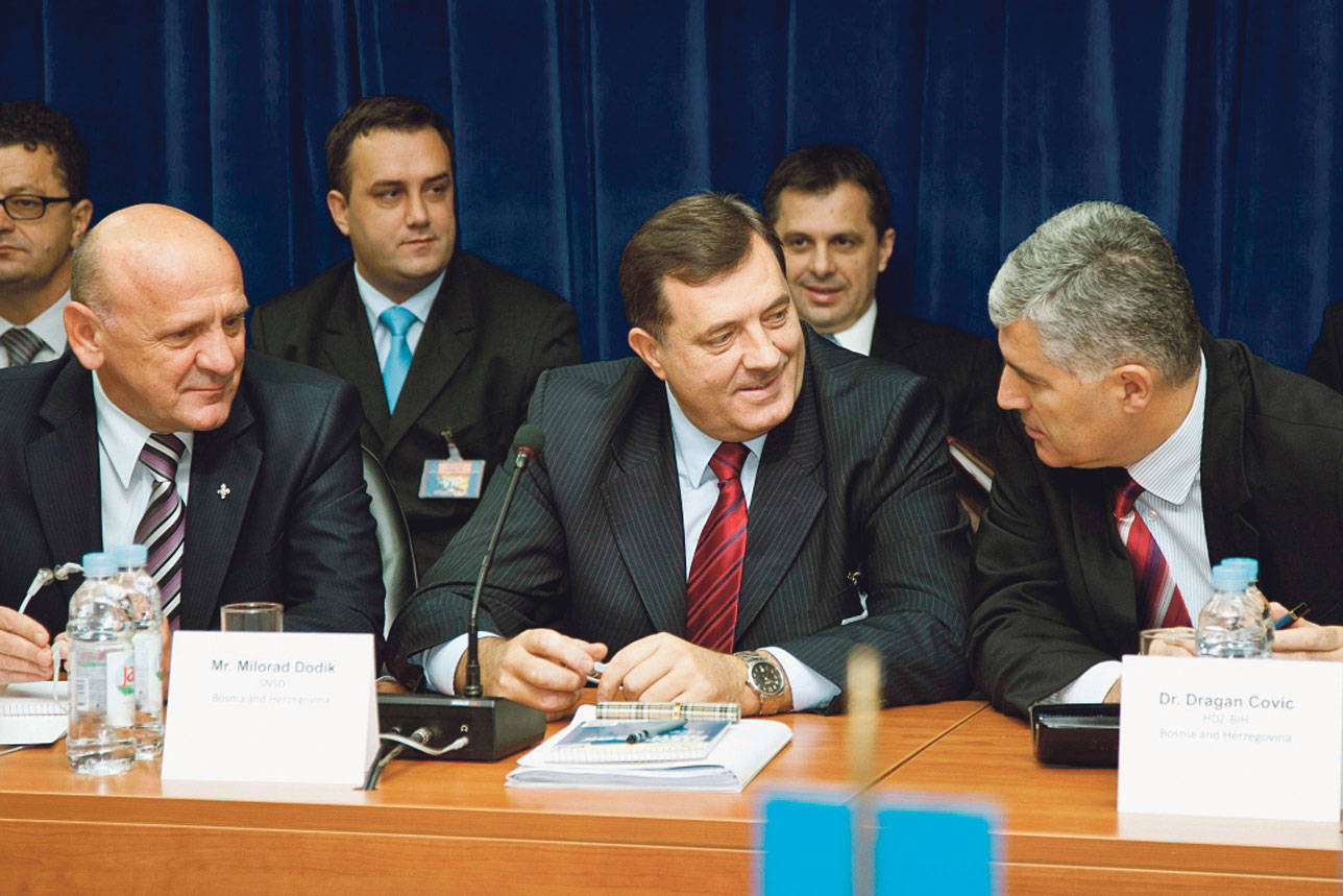 Milorad Dodik (lijevo) i Dragan Čović (desno)