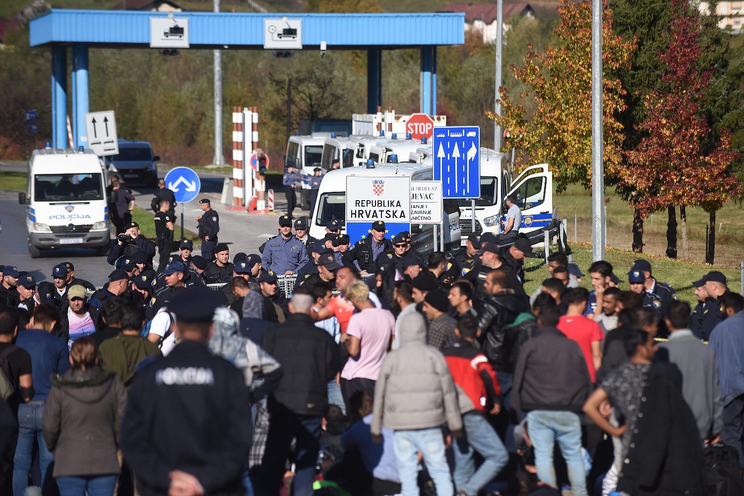 Ilustracija / Migranti na graničnom prijelazu Maljevac