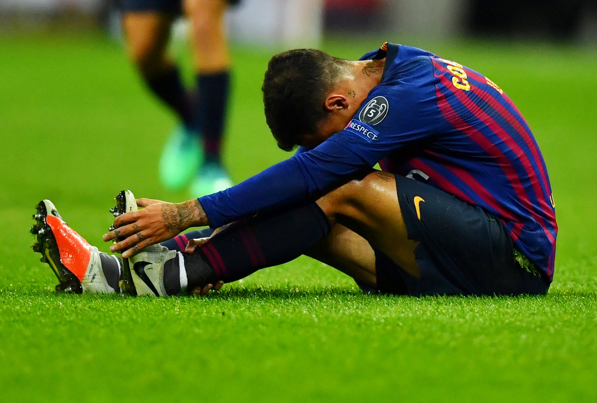 2018-10-03T192616Z_1152549522_RC124C4635F0_RTRMADP_3_SOCCER-CHAMPIONS-TOT-FCB