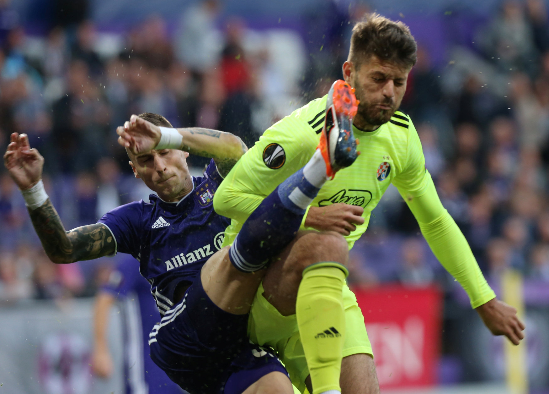 2018-10-04T171154Z_1087710557_RC1DB27D06D0_RTRMADP_3_SOCCER-EUROPA-ADL-DZA