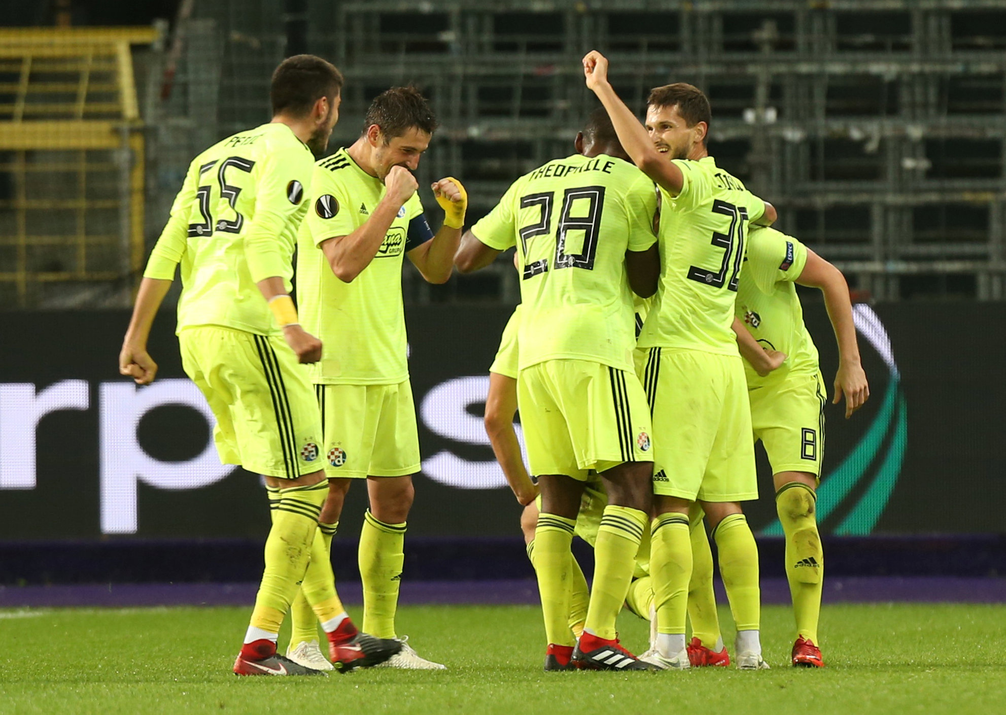 2018-10-04T182902Z_171661287_RC11A3EF0990_RTRMADP_3_SOCCER-EUROPA-ADL-DZA