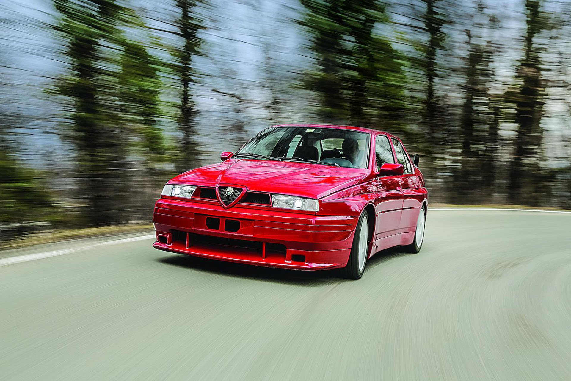 4d165b51-1993-alfa-romeo-155-gta-stradale-06
