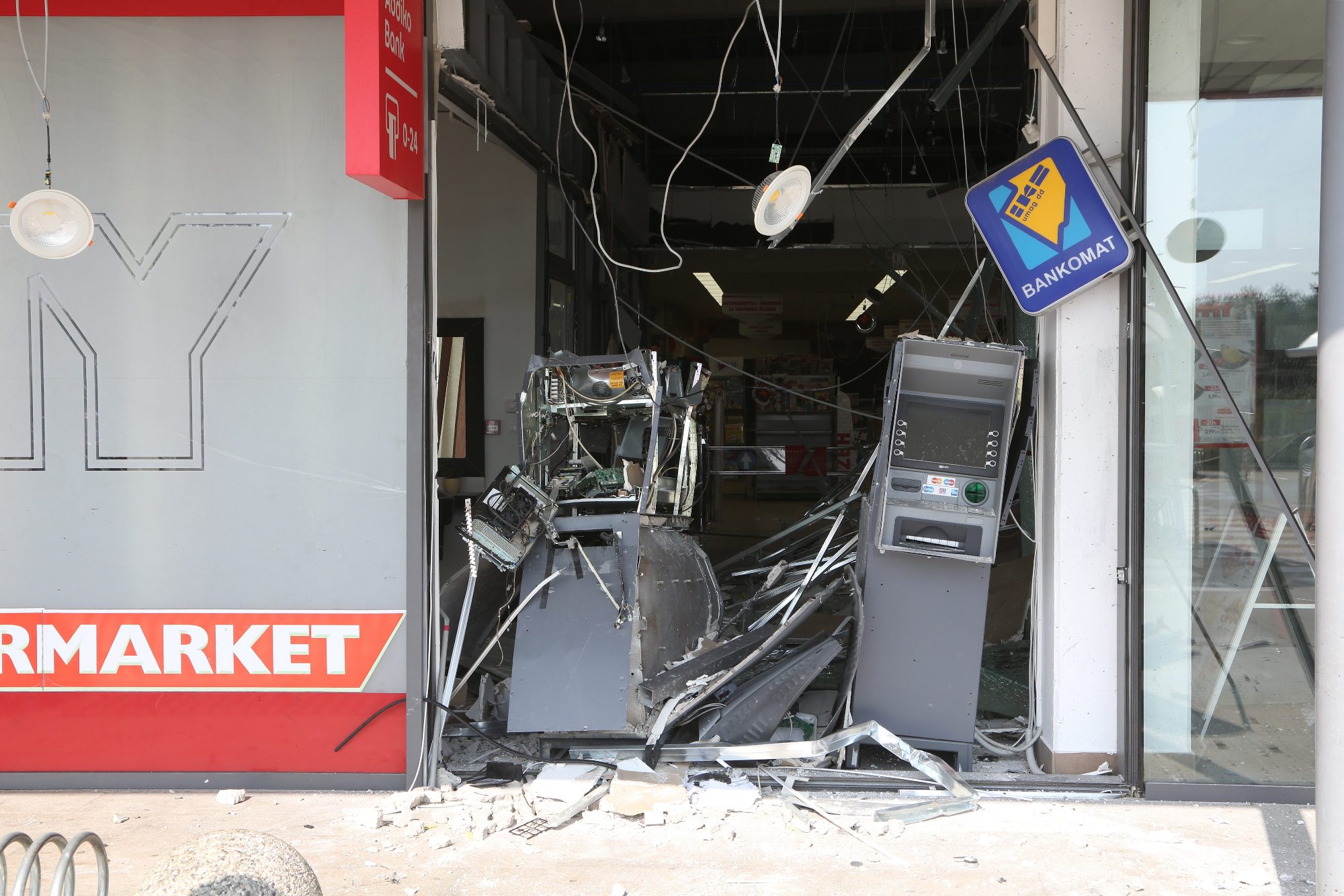 provala_bankomat3-091018